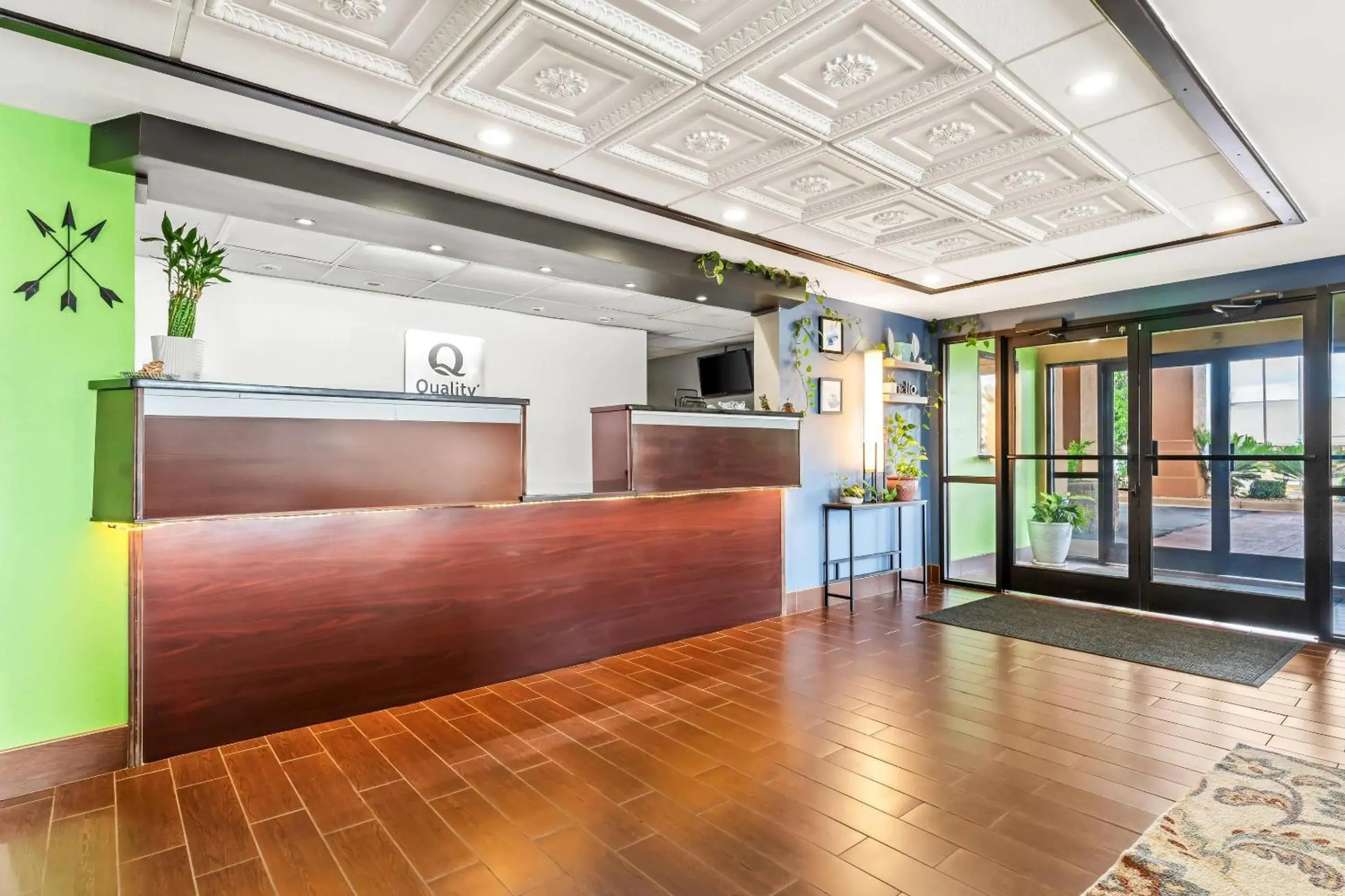 Lobby or reception in Quality Inn & Suites near Robins Air Force Base Lobby or reception in Quality Inn & Suites near Robins Air Force Base