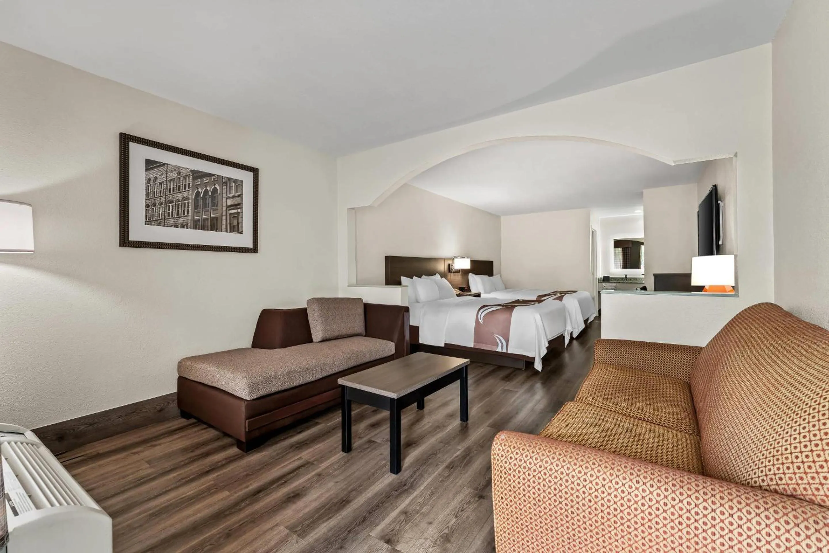 Bedroom in Quality Inn & Suites near Robins Air Force Base