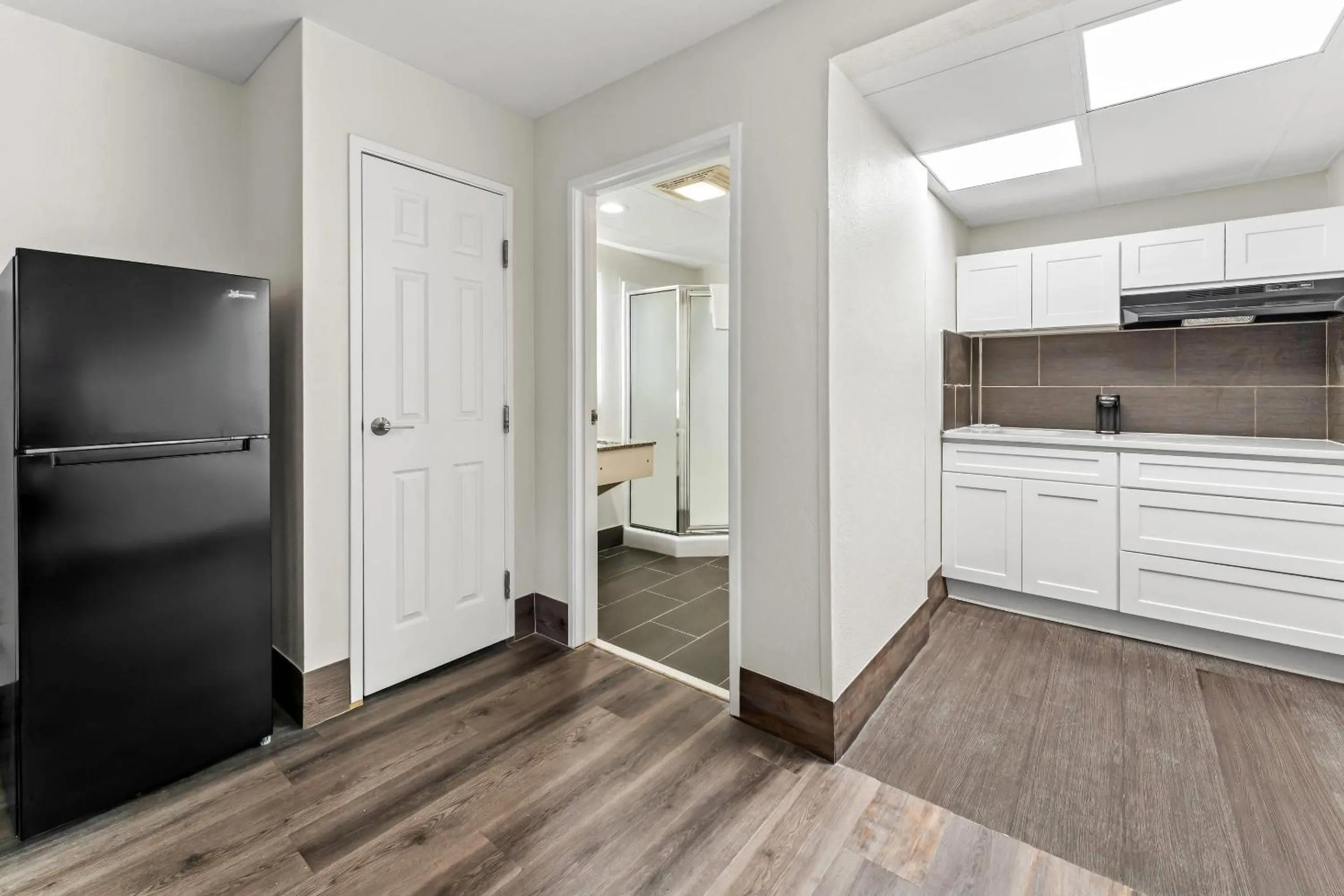 Bedroom in Quality Inn & Suites near Robins Air Force Base