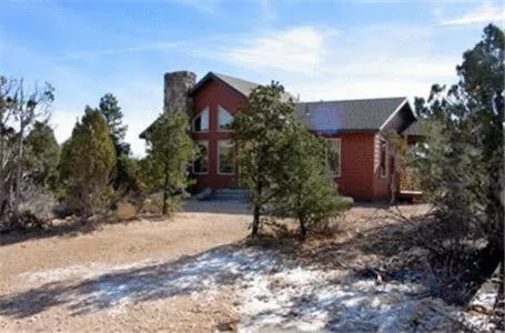 Day in Stone Canyon Inn