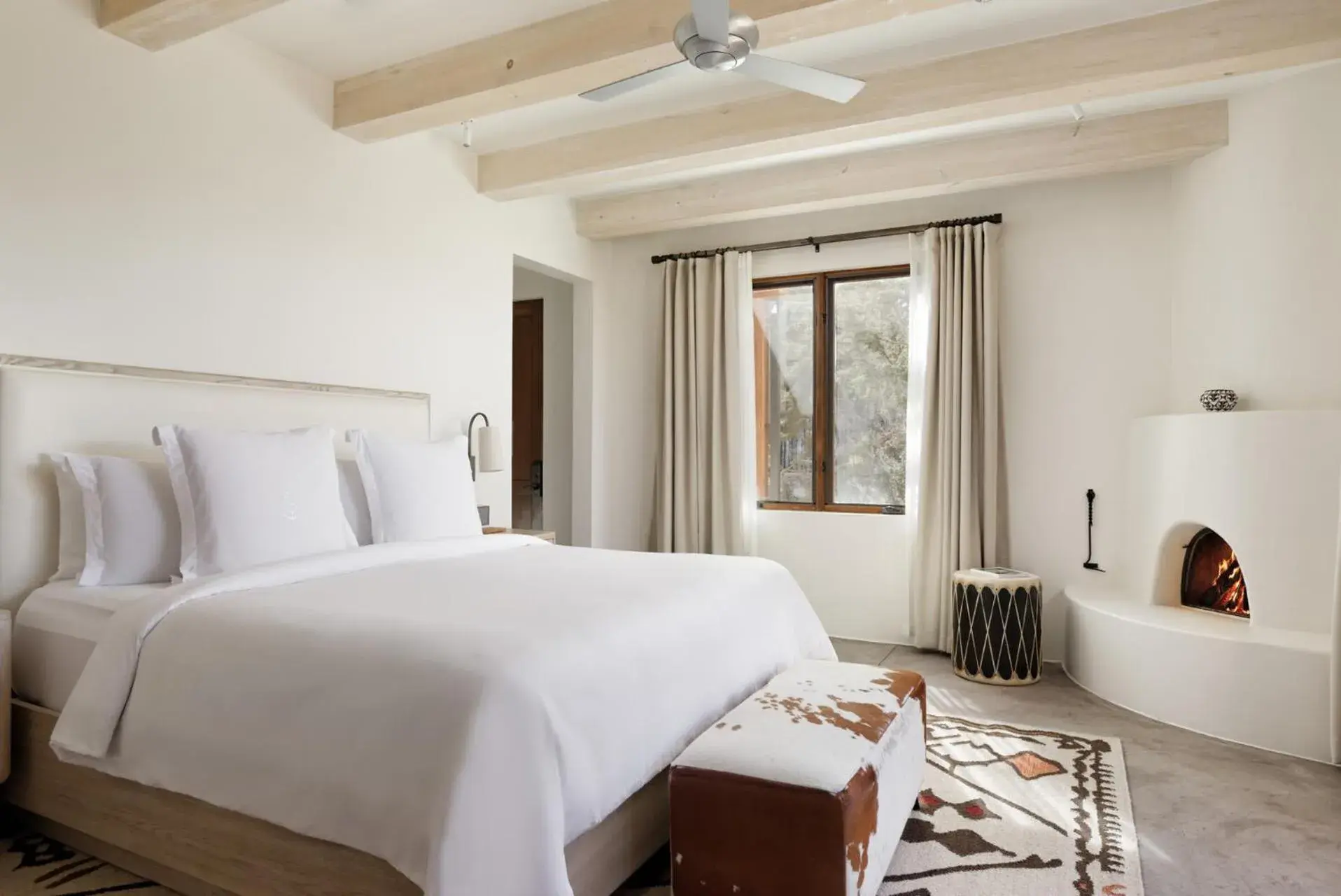 Bedroom in Four Seasons Resort Rancho Encantado Santa Fe Bedroom in Four Seasons Resort Rancho Encantado Santa Fe