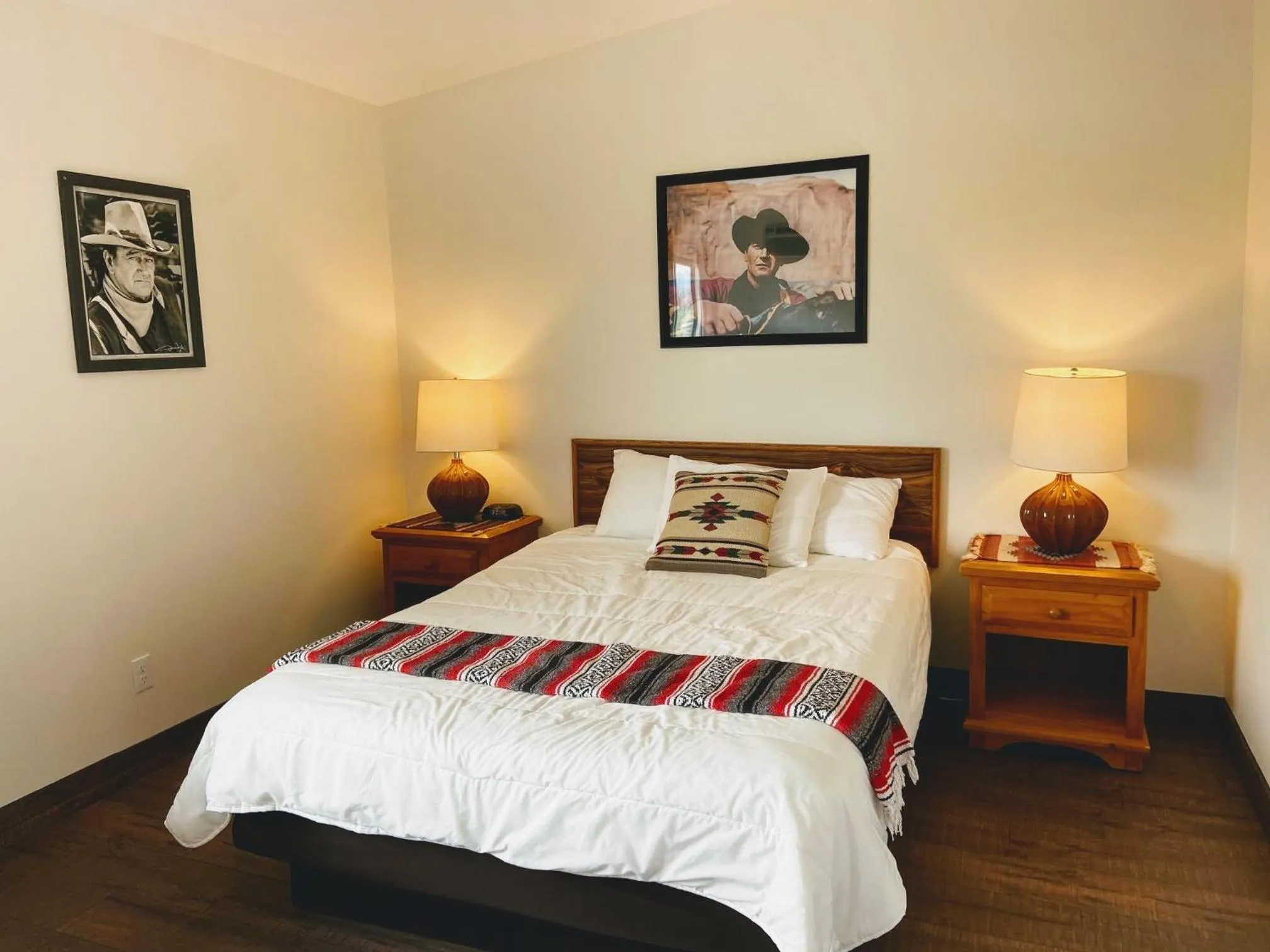 View (from property/room), Bed in The Riverside Ranch Motel and RV Park Southern Utah