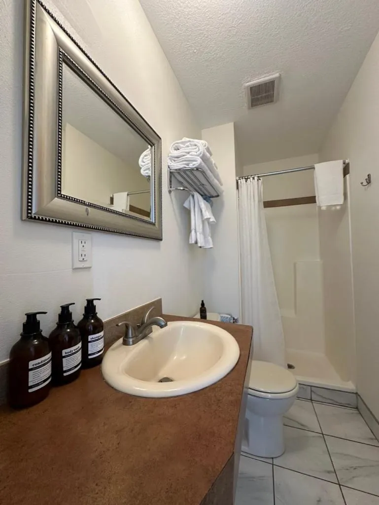 Bathroom in The Riverside Ranch Motel and RV Park Southern Utah