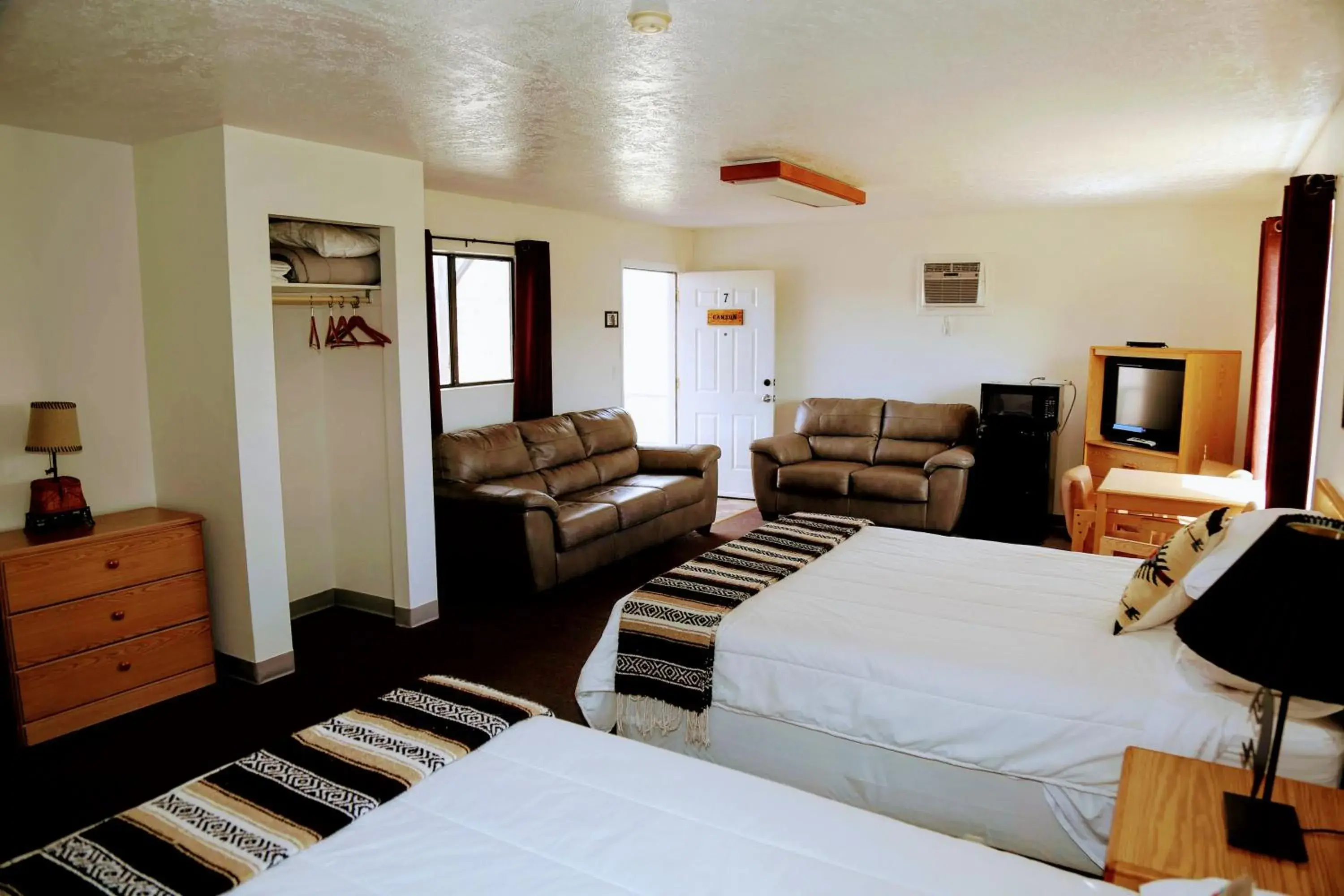 View (from property/room), Bed in The Riverside Ranch Motel and RV Park Southern Utah View (from property/room), Bed in The Riverside Ranch Motel and RV Park Southern Utah