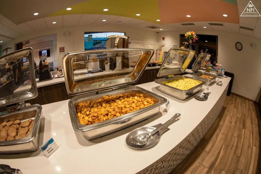 Beachside Hotel & Suites Cocoa Beach - Port Canaveral