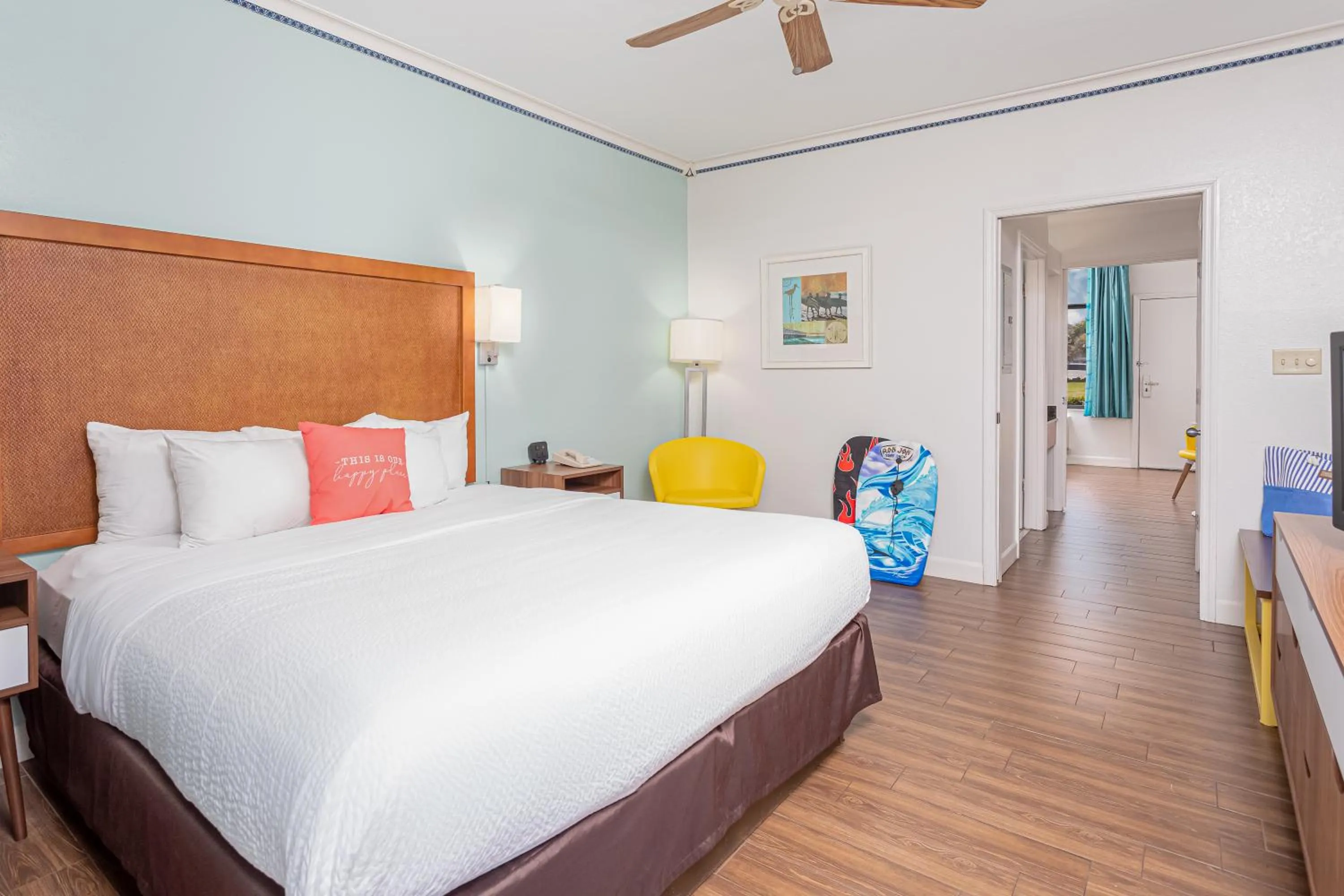 Bed in Beachside Hotel & Suites Cocoa Beach - Port Canaveral
