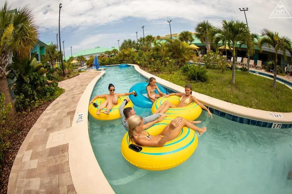 Swimming pool in Beachside Hotel & Suites Cocoa Beach - Port Canaveral Swimming pool in Beachside Hotel & Suites Cocoa Beach - Port Canaveral