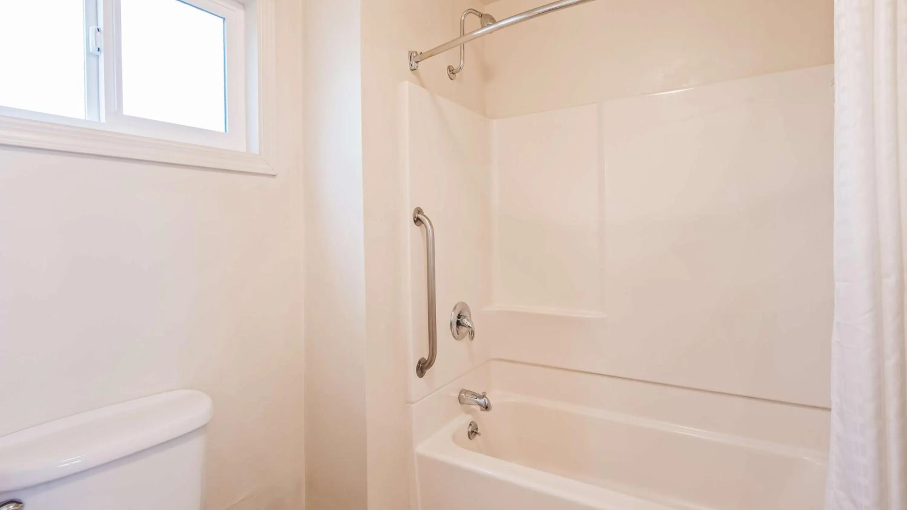 Bathroom in Best Western Golden Key