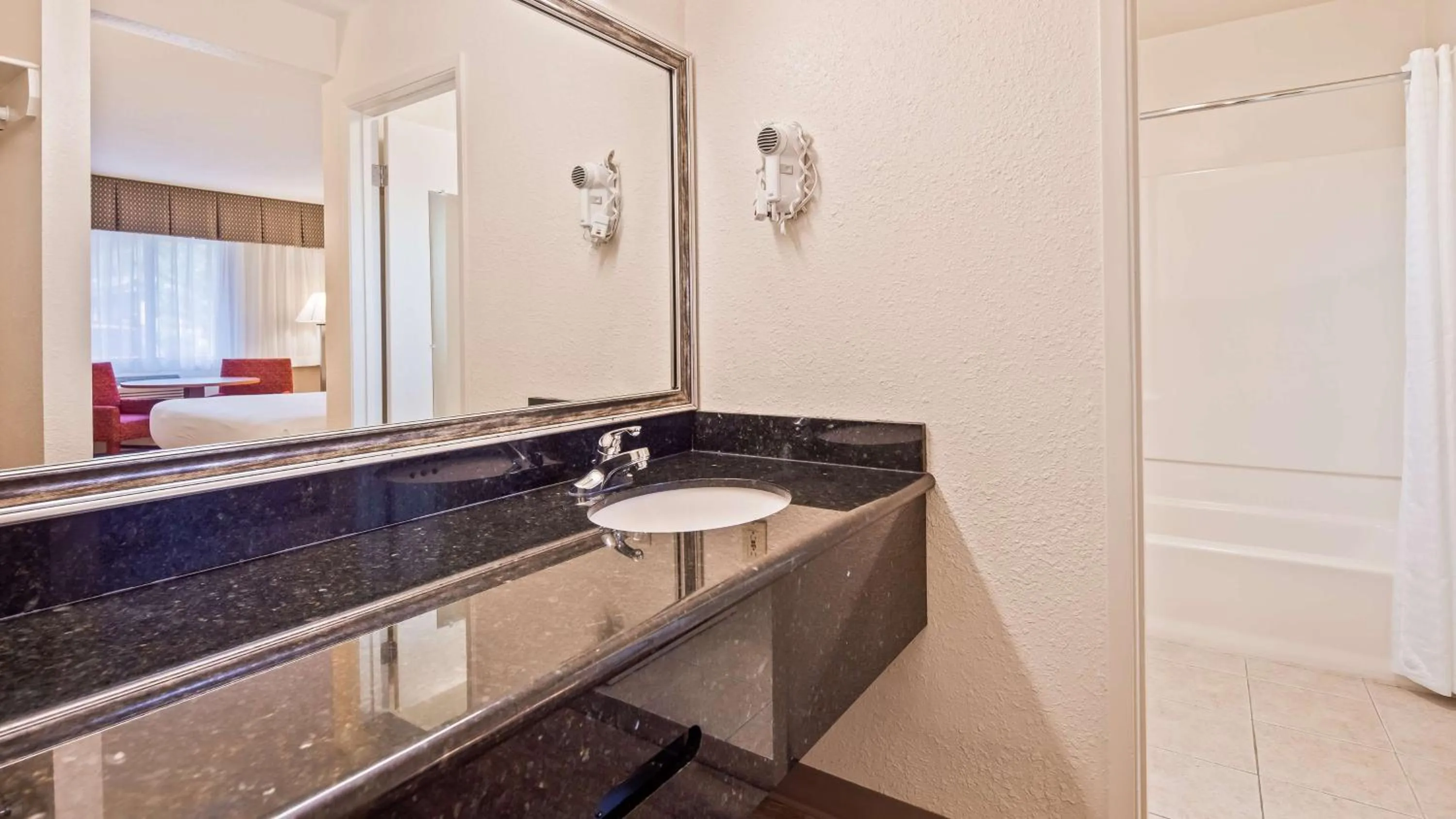 Bathroom in Best Western Golden Key