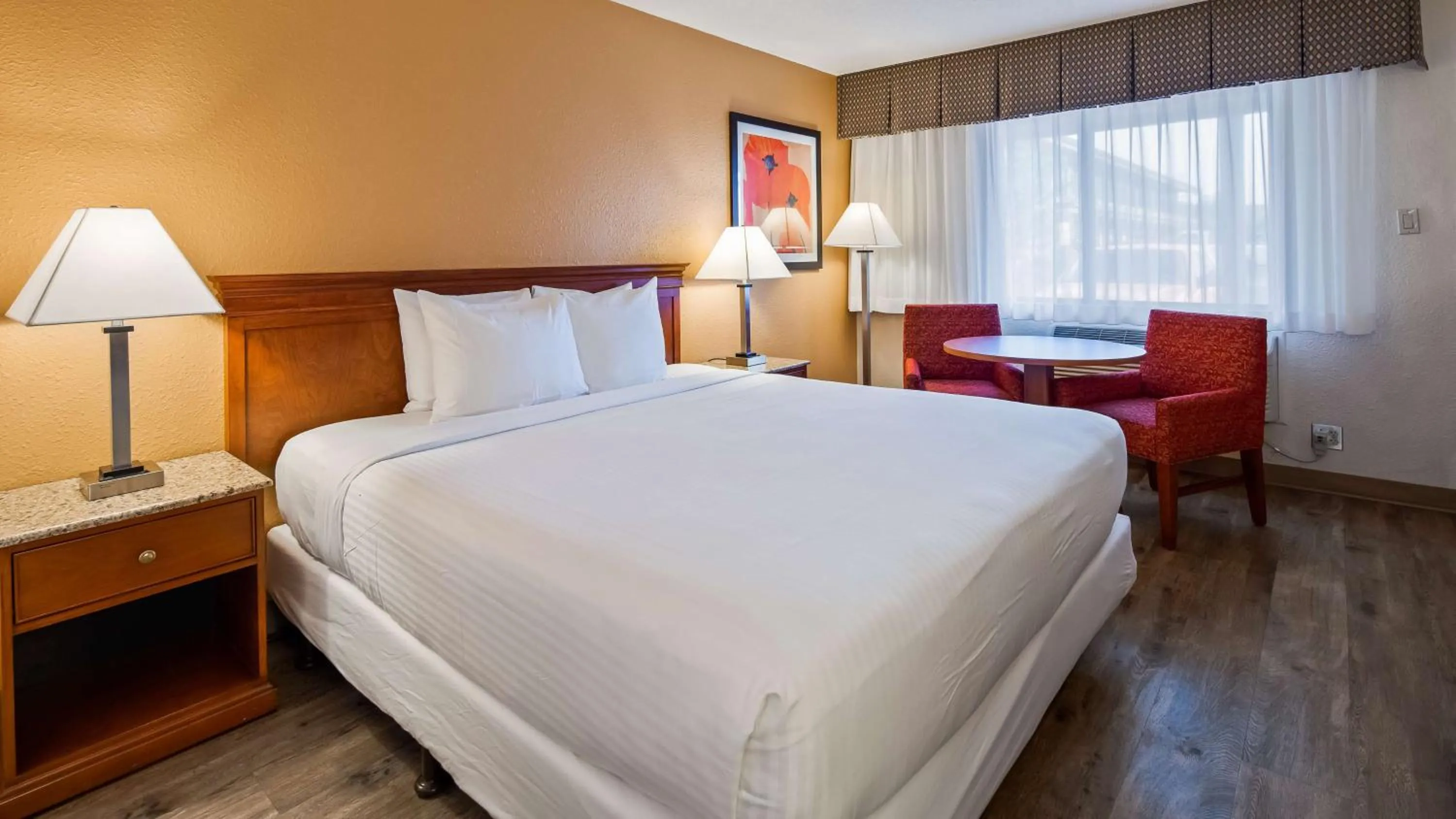 Bedroom, Bed in Best Western Golden Key