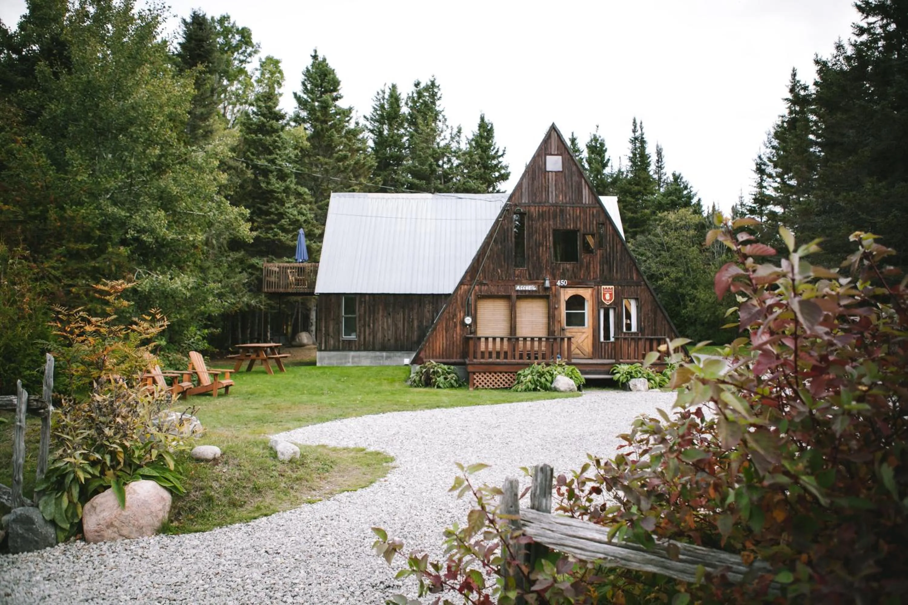 Property building in Au Sommet du Fjord