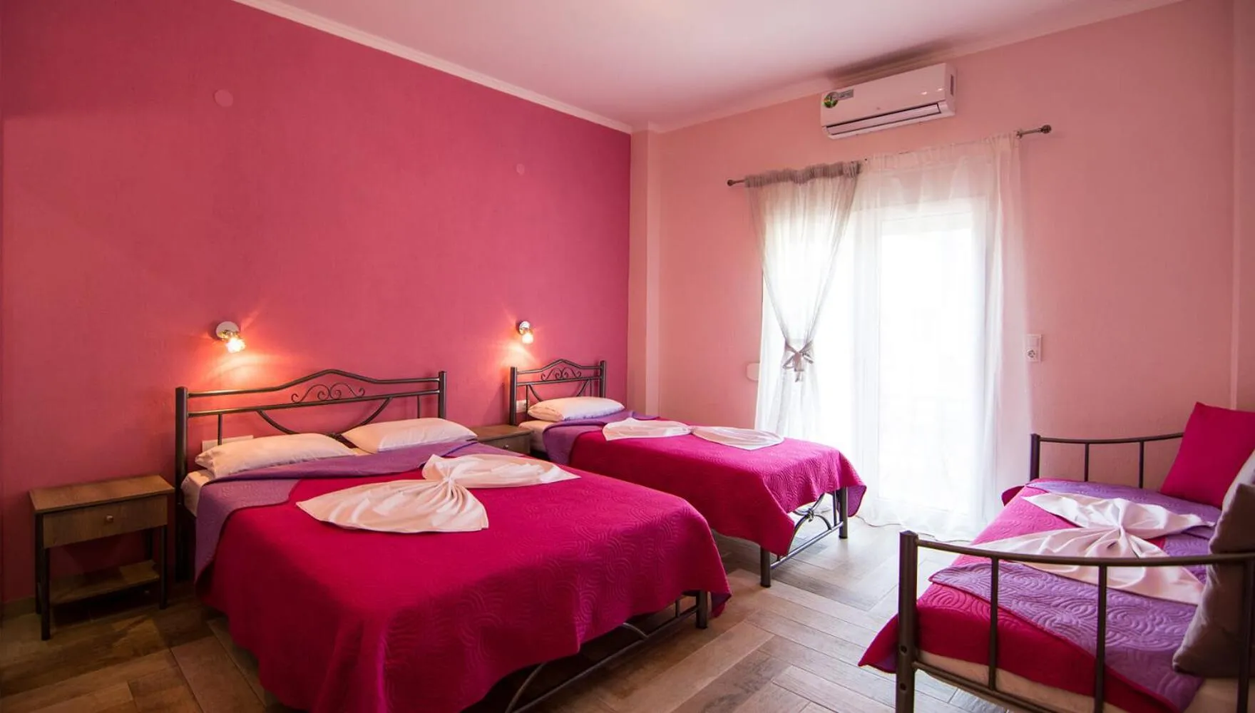 Bed in Christodoulos Eleftheria House