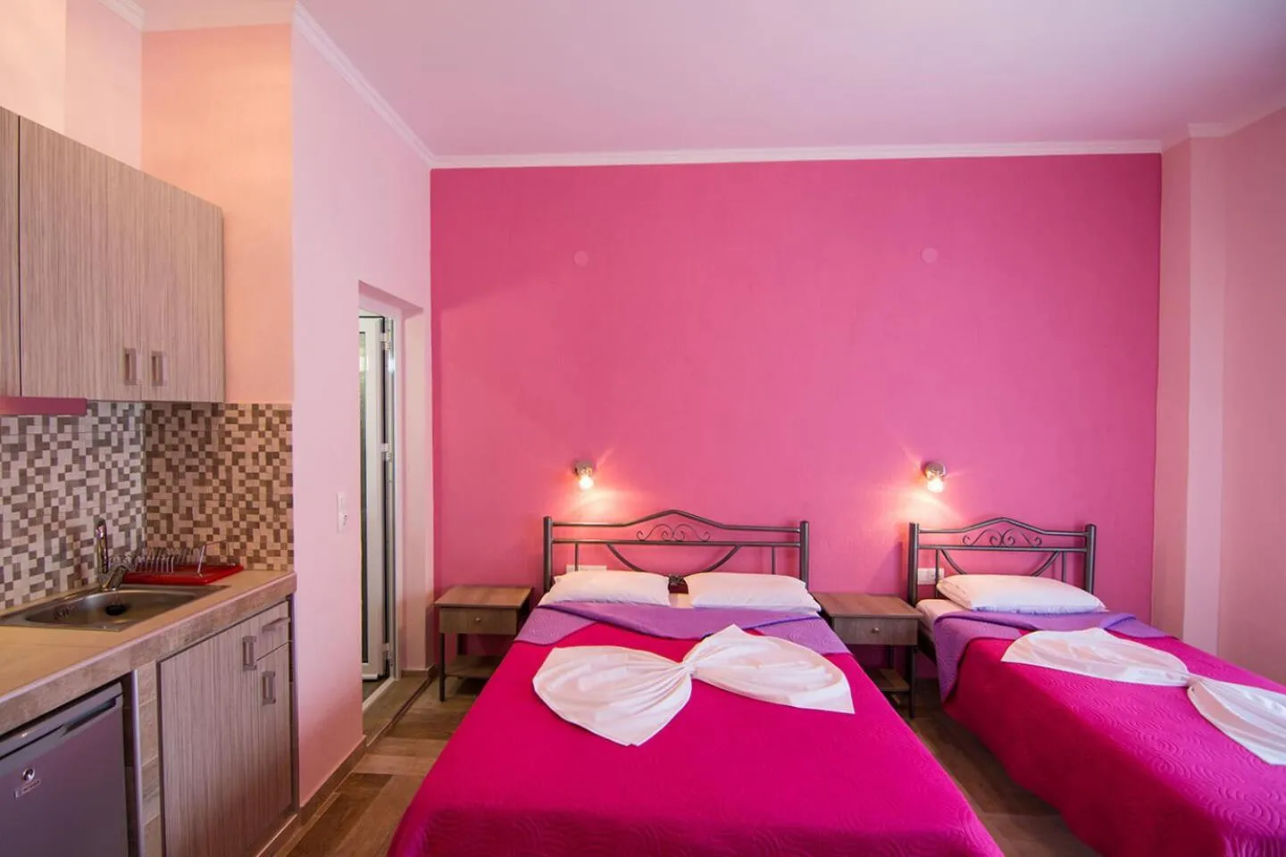Bed in Christodoulos Eleftheria House
