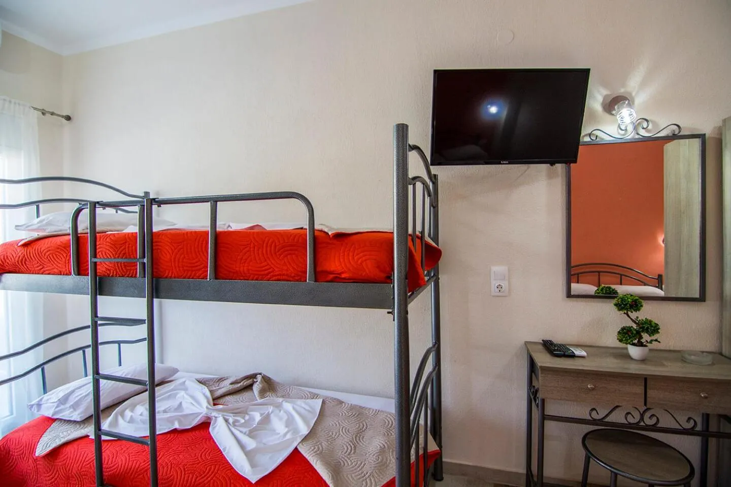 Bed in Christodoulos Eleftheria House