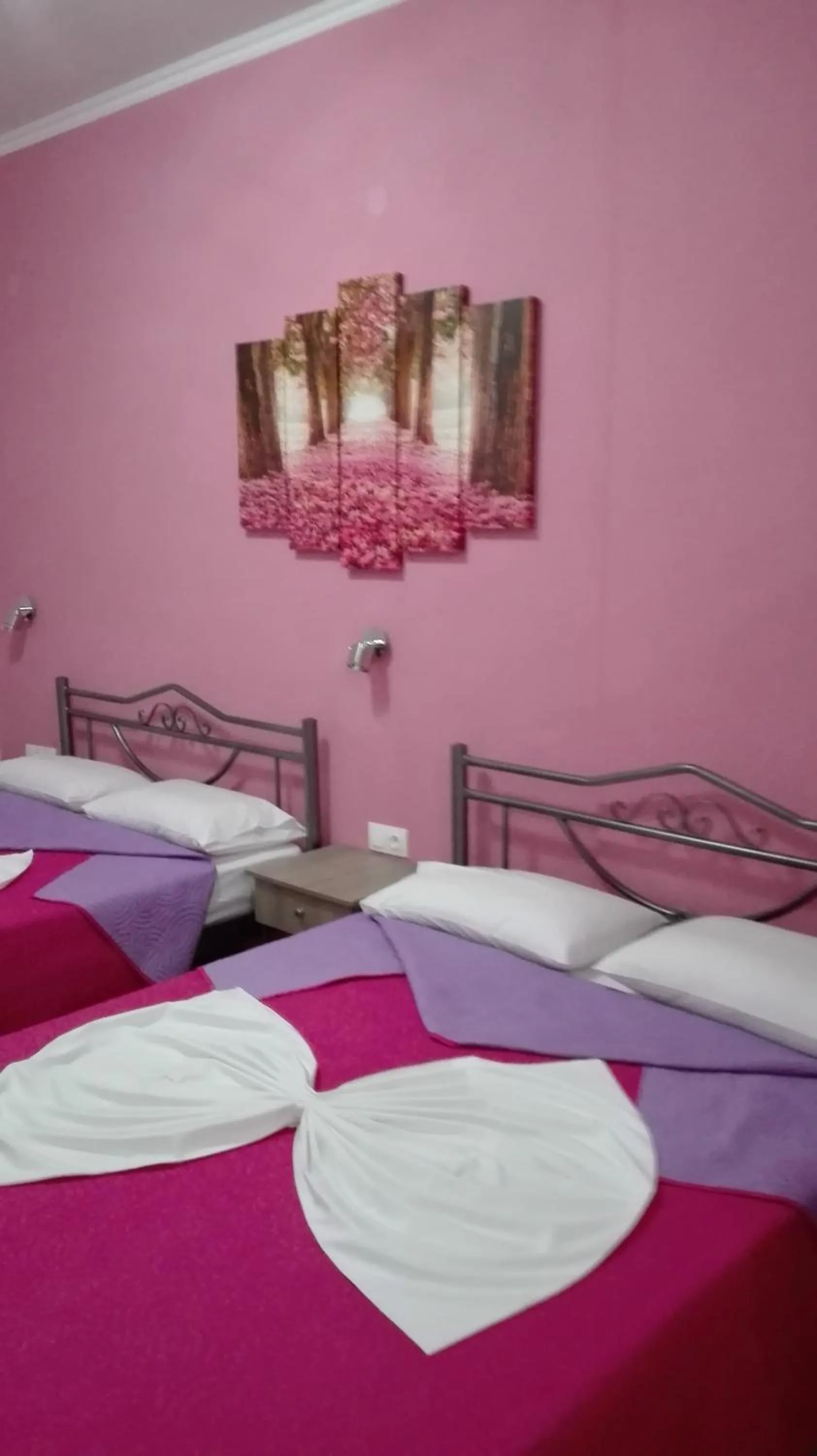Bed in Christodoulos Eleftheria House