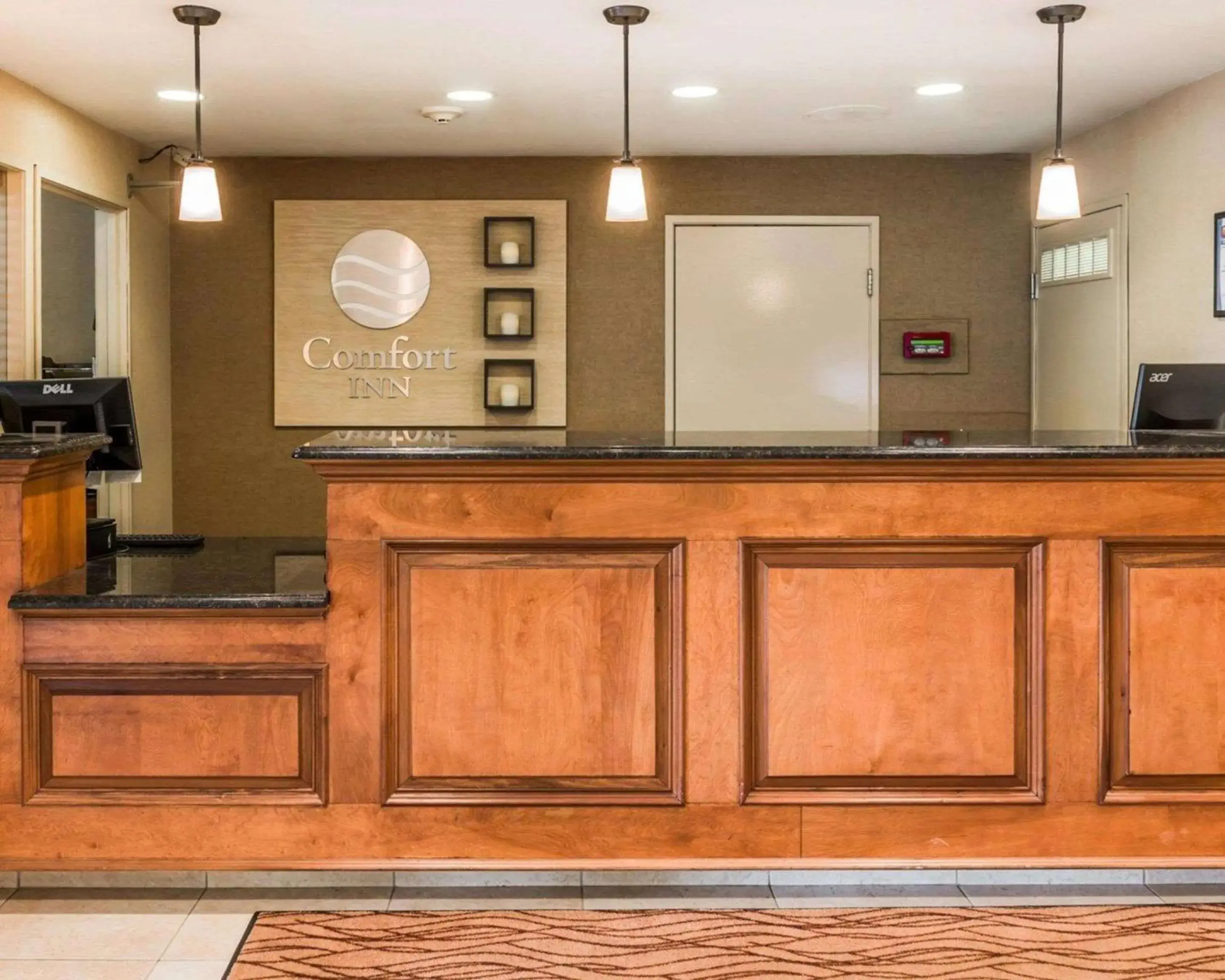 Lobby or reception in Comfort Inn Lobby or reception in Comfort Inn