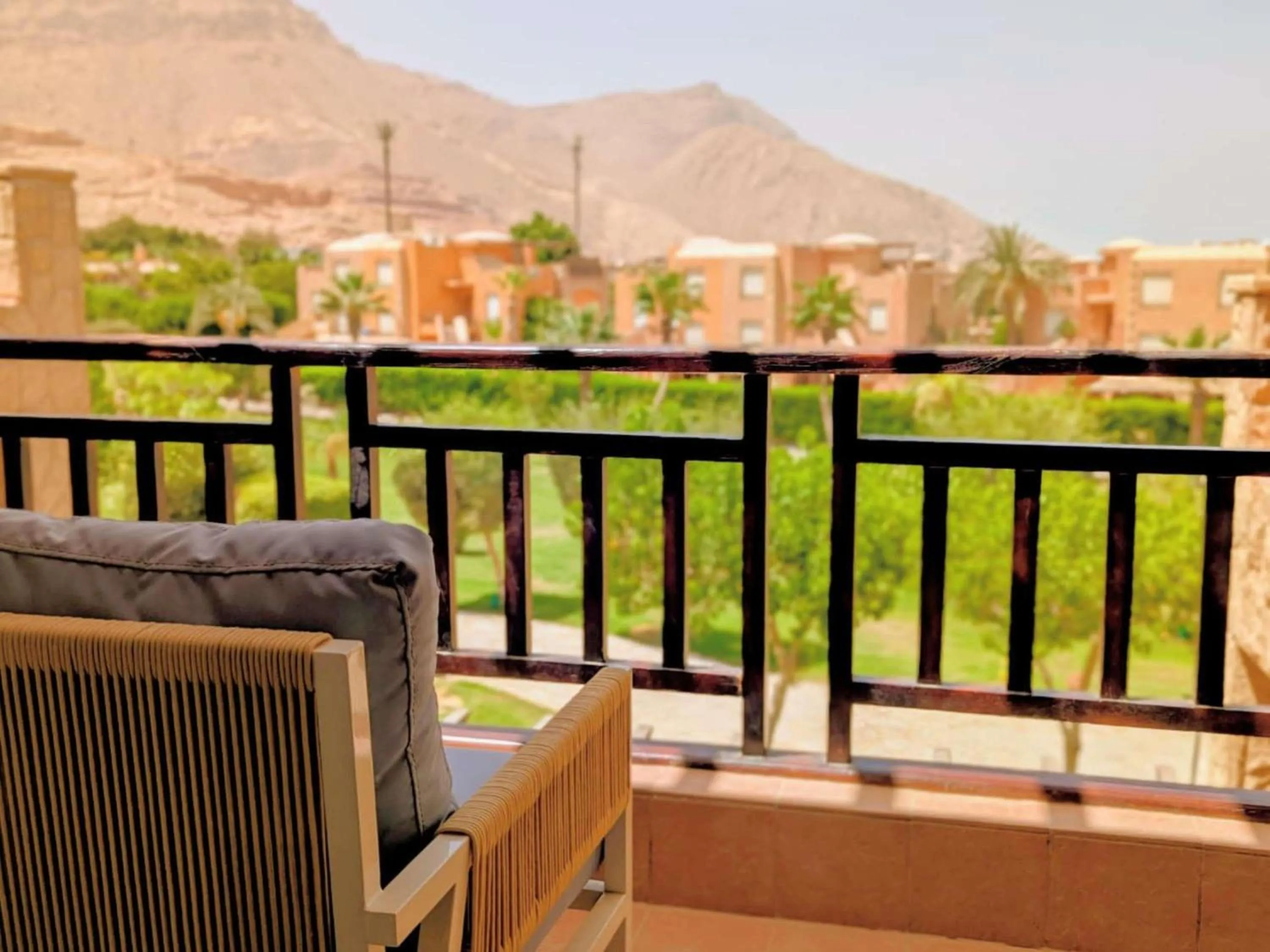 Bedroom in Mövenpick Resort El Sokhna