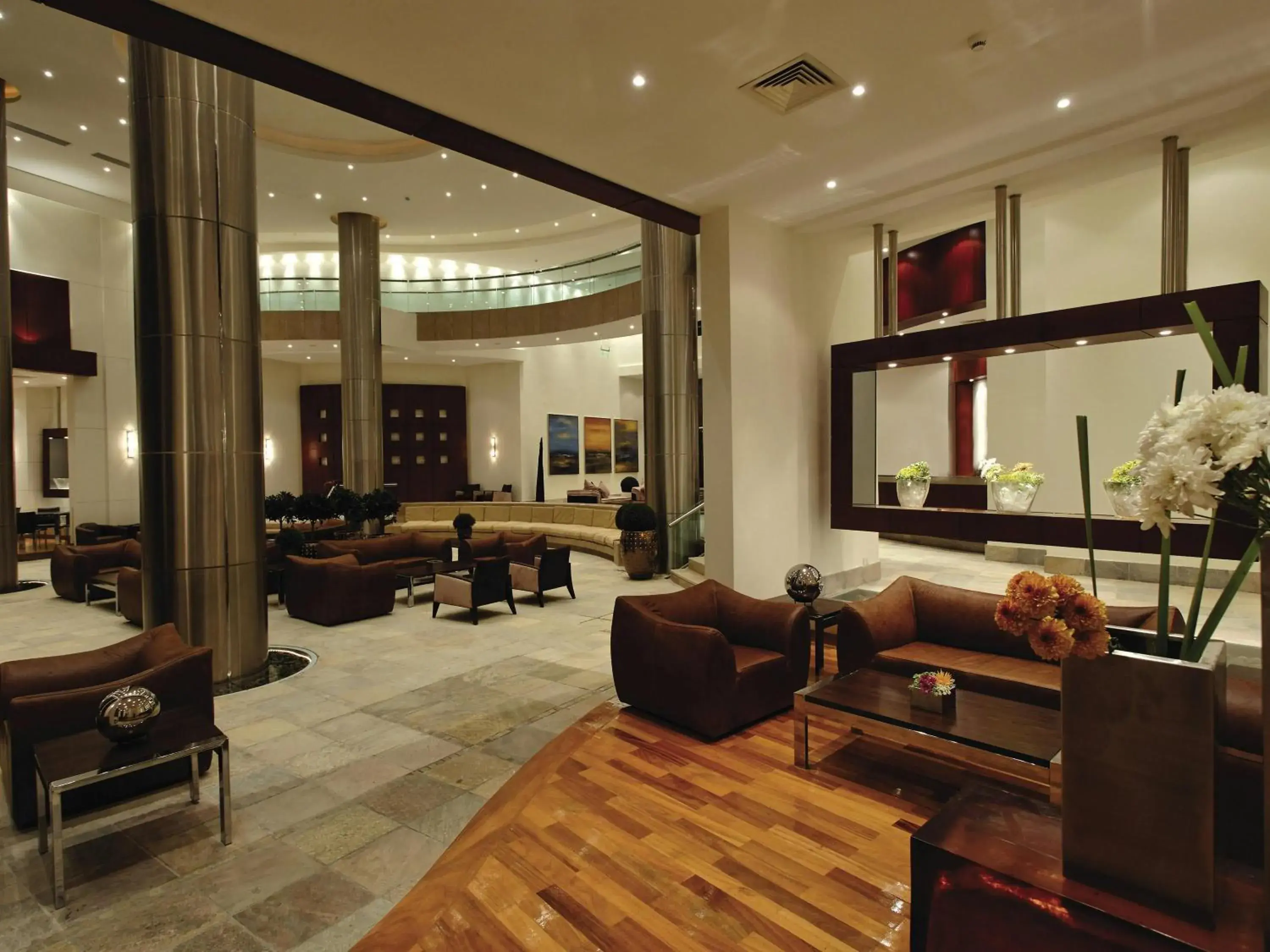 Lounge or bar in Mövenpick Resort El Sokhna Lounge or bar in Mövenpick Resort El Sokhna