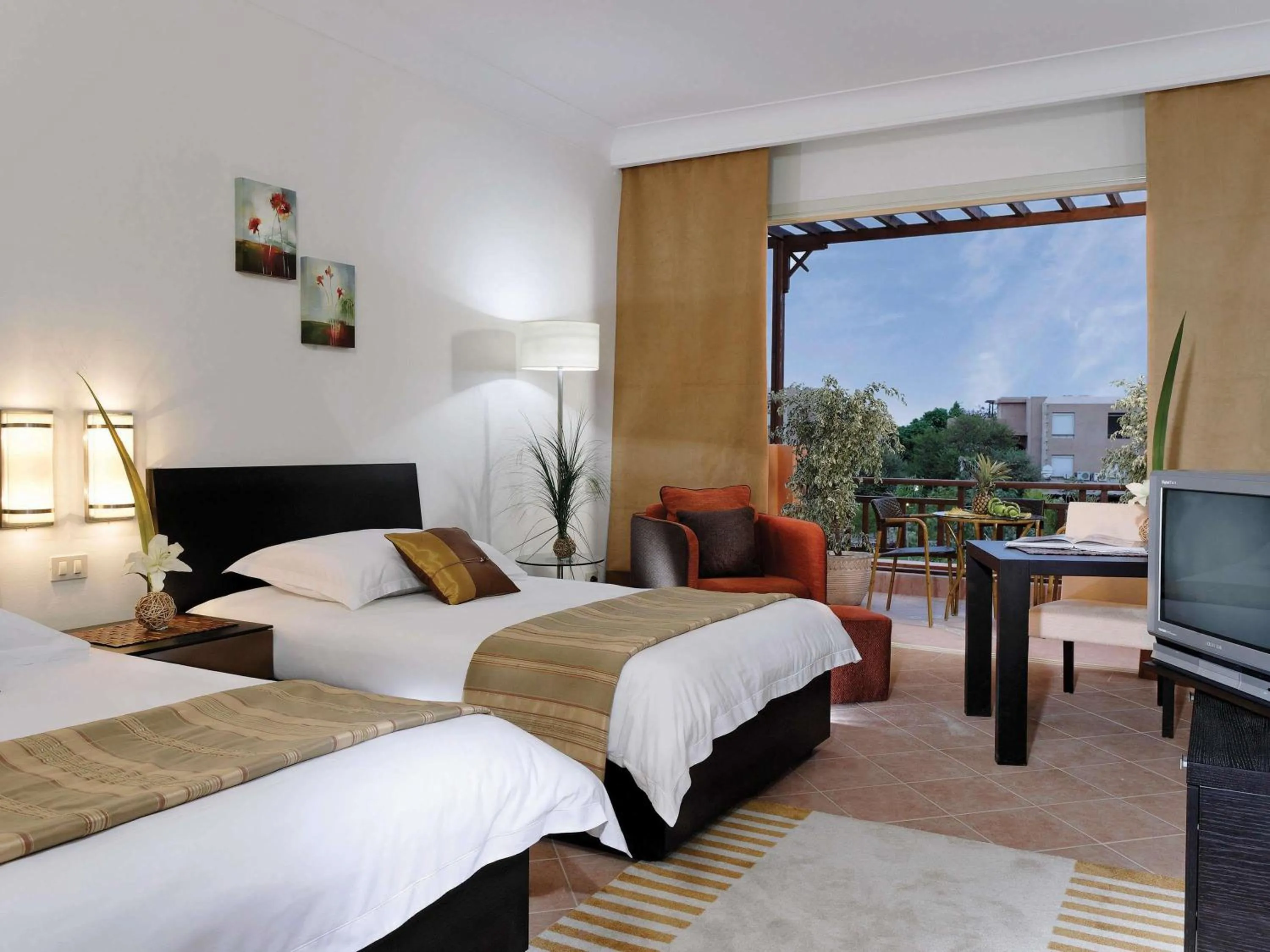 Bedroom, Bed in Mövenpick Resort El Sokhna