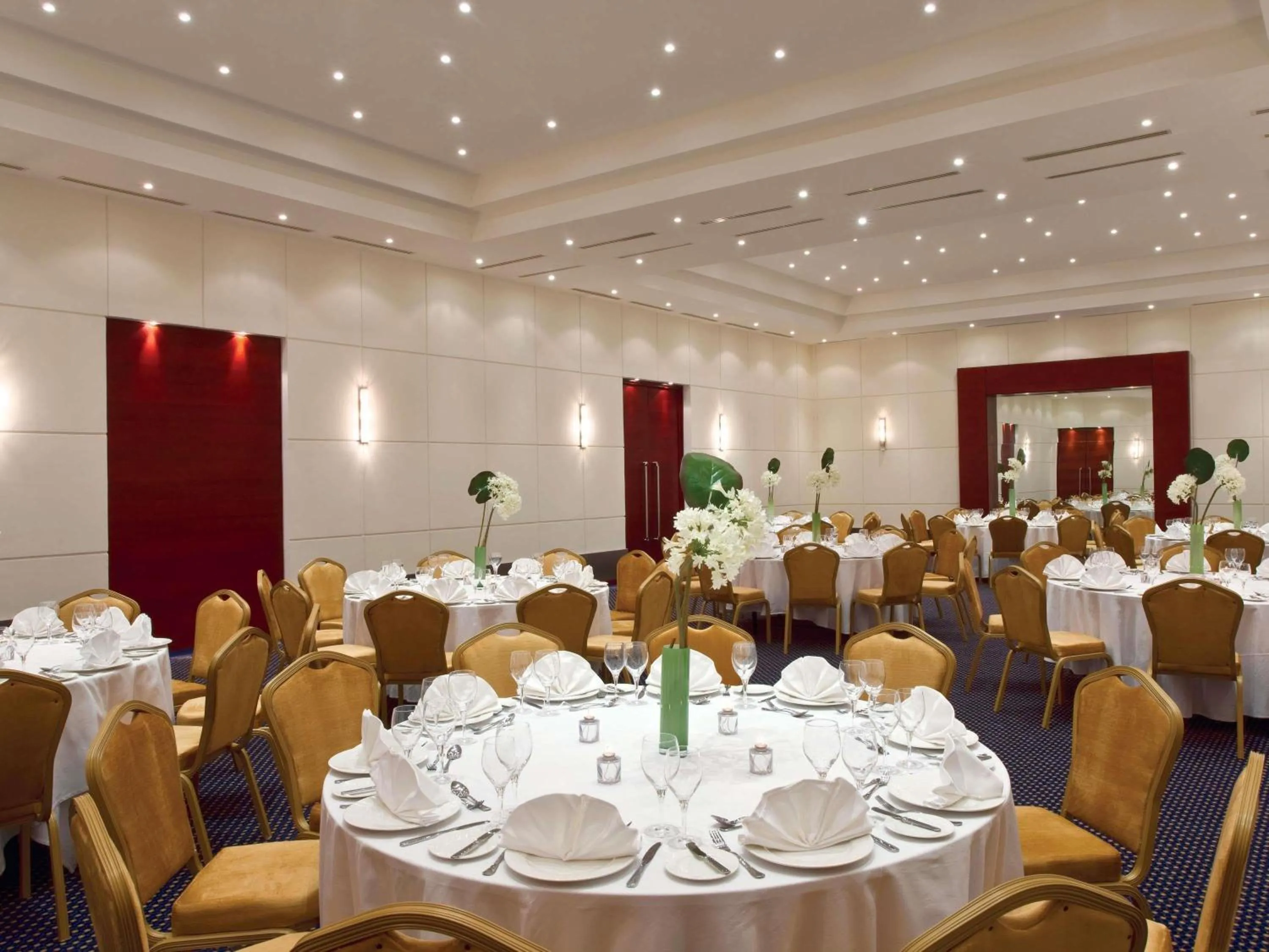 Meeting/conference room in Mövenpick Resort El Sokhna