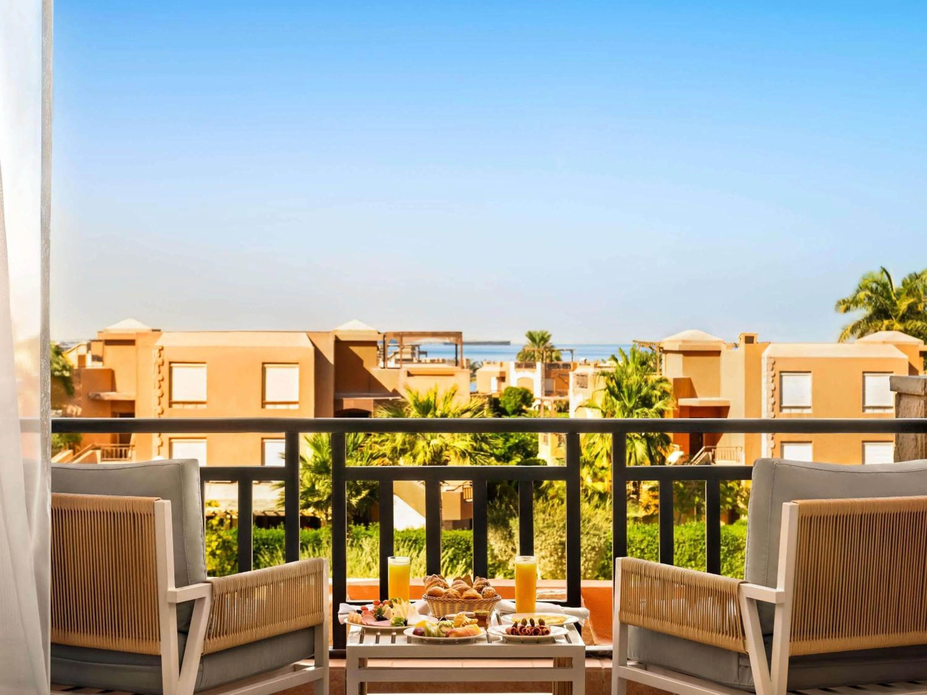 Bedroom in Mövenpick Resort El Sokhna