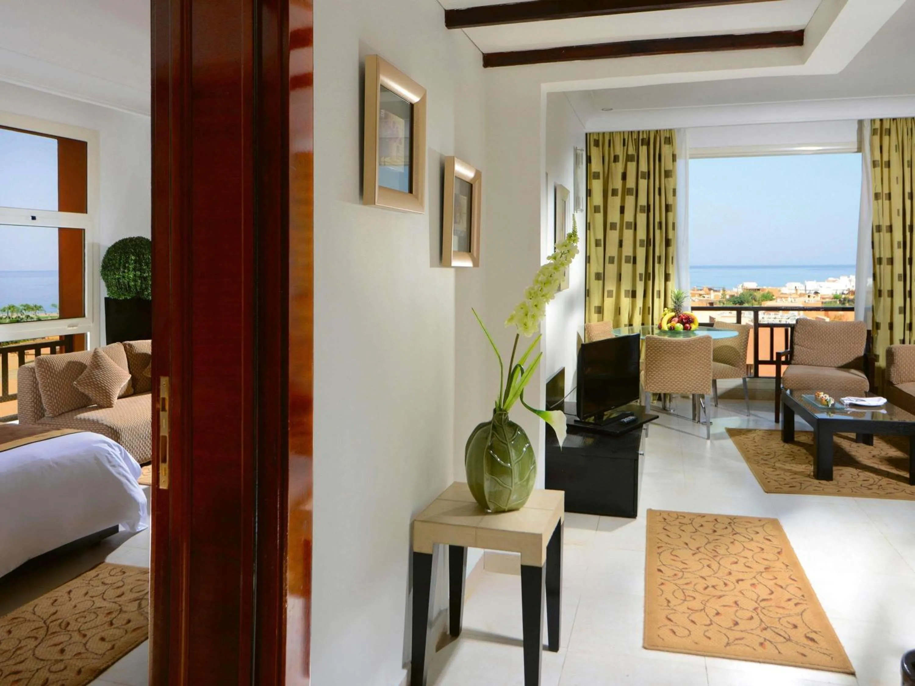 Bedroom, Bed in Mövenpick Resort El Sokhna