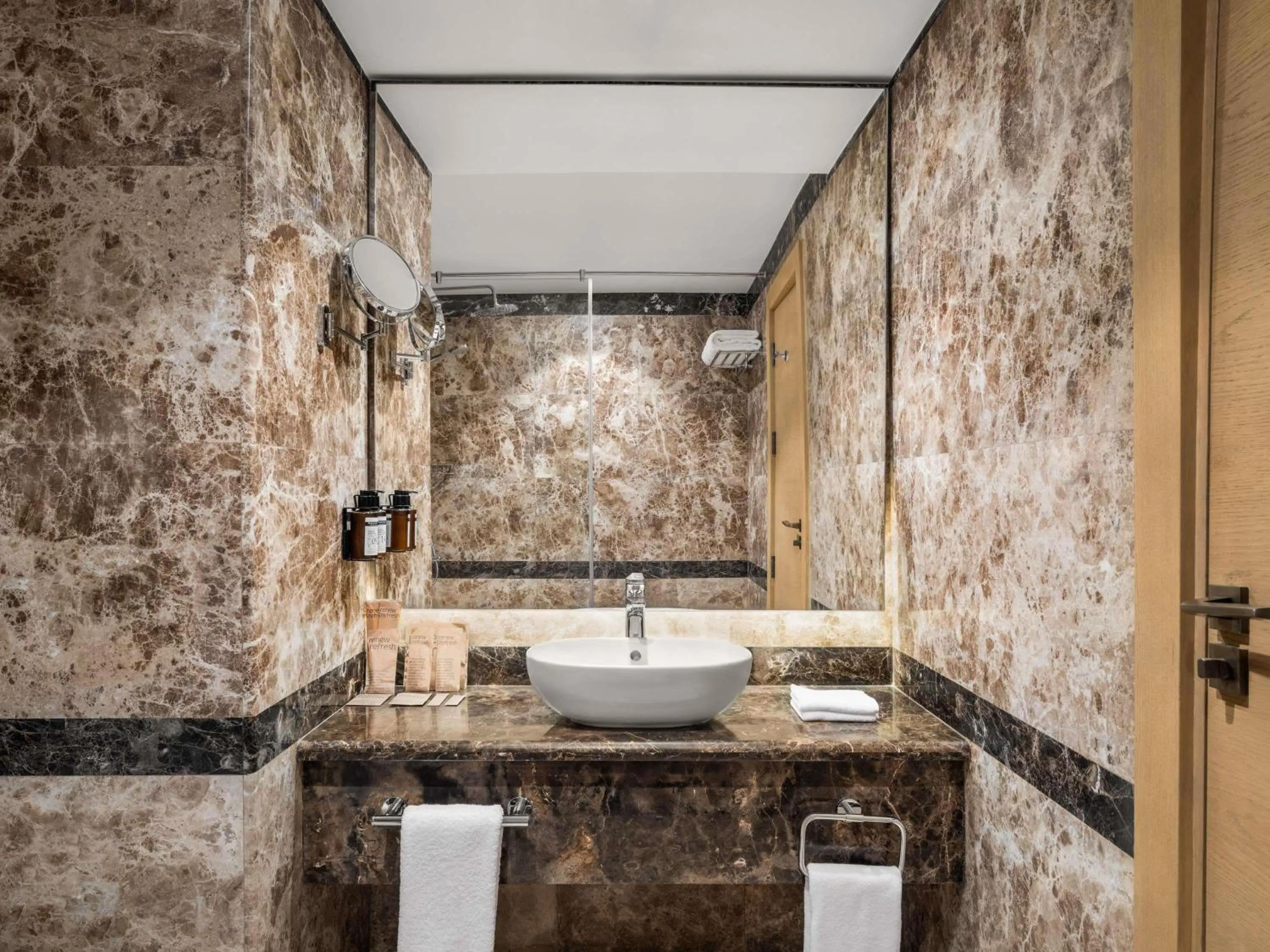 Bathroom in Mövenpick Resort El Sokhna