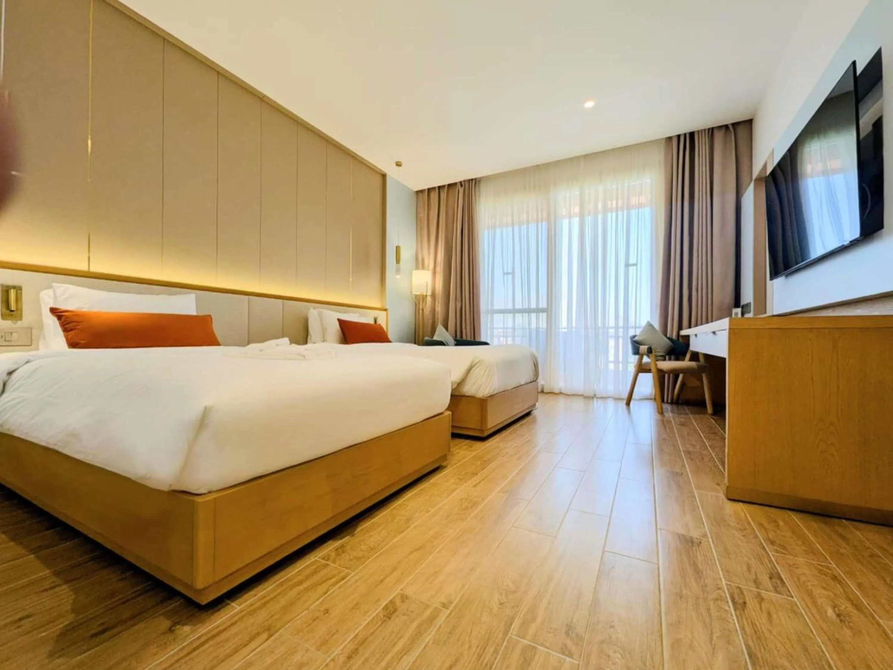 Bedroom, Bed in Mövenpick Resort El Sokhna