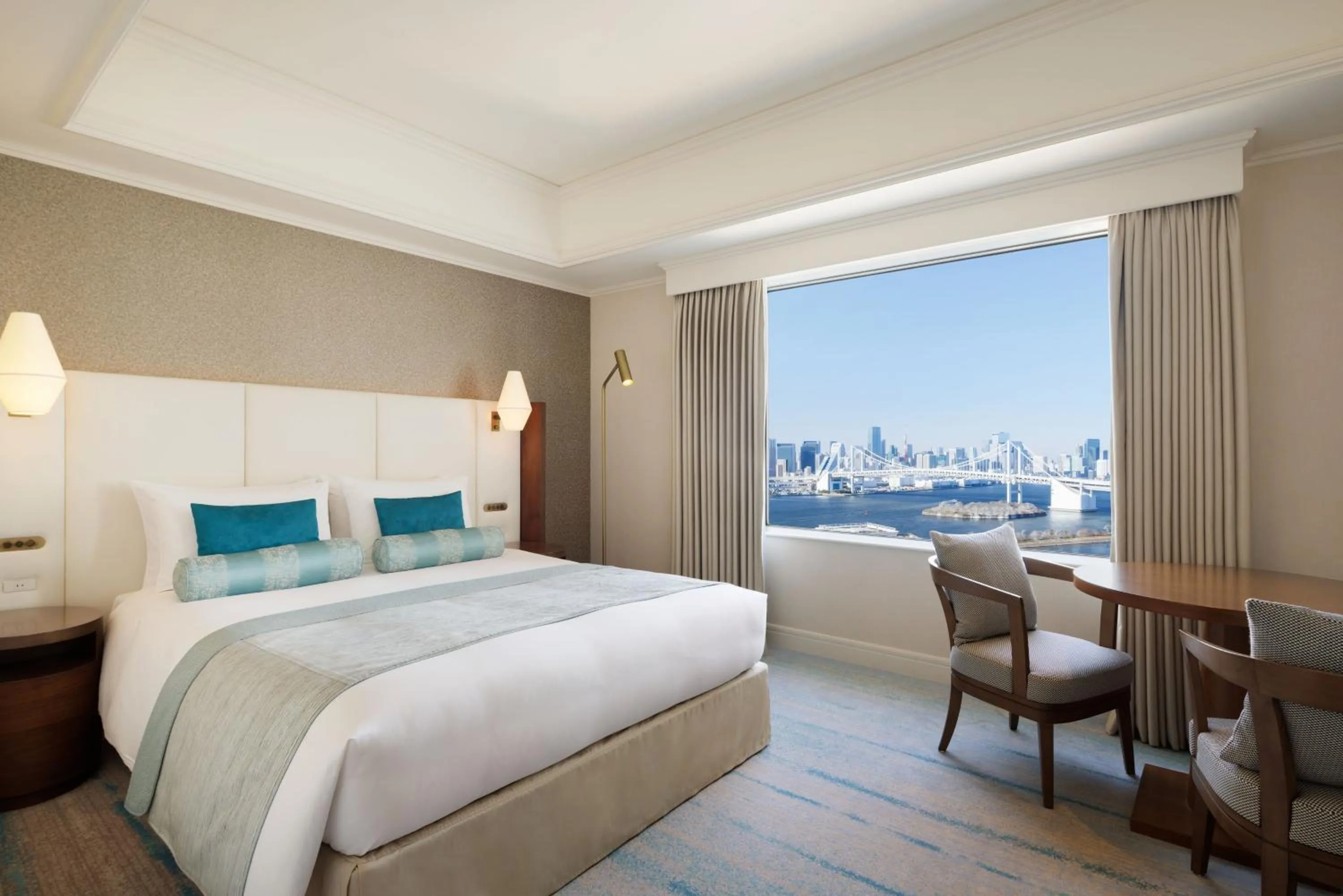 Photo of the whole room, Bed in Grand Nikko Tokyo Daiba