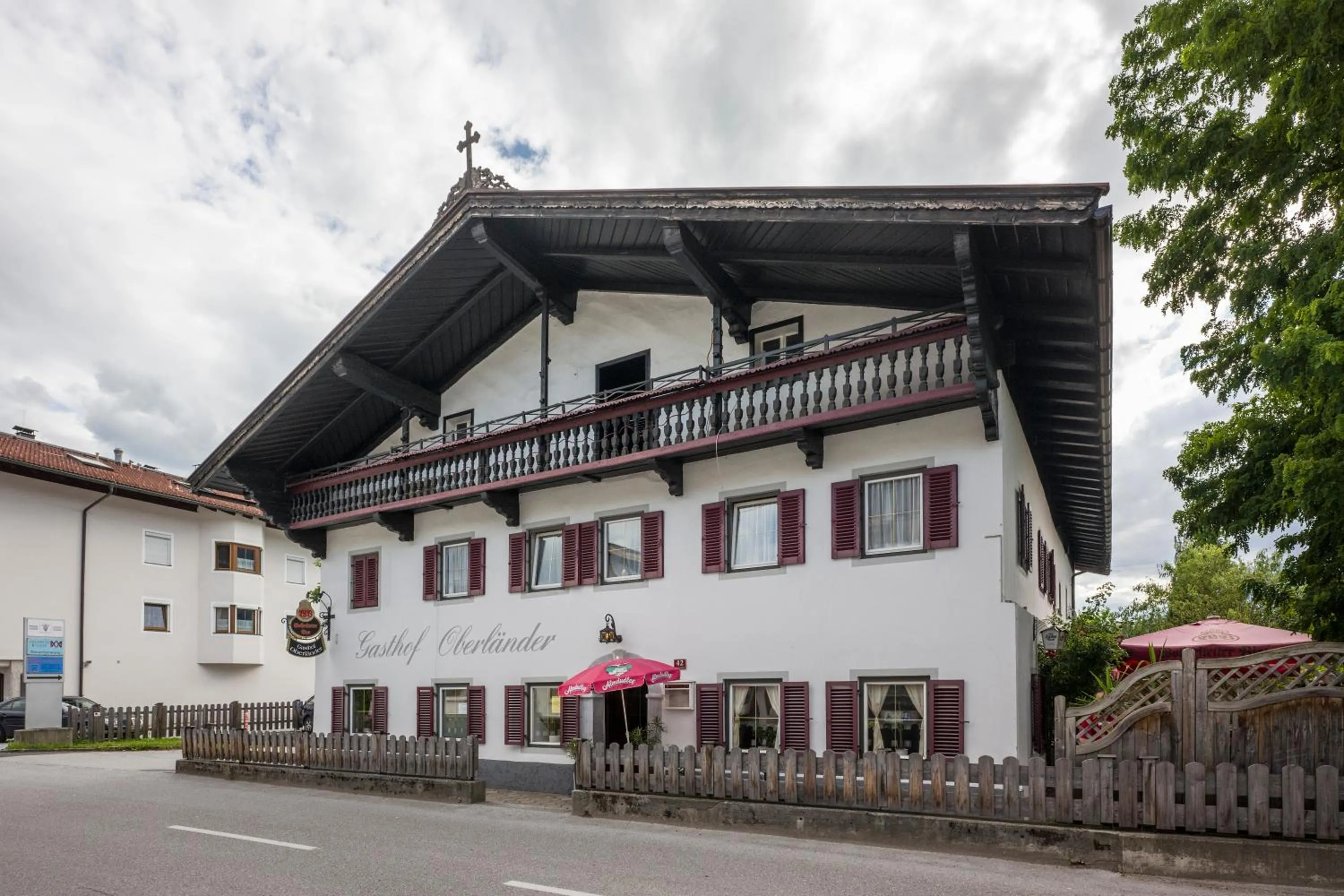 Property building in Landgasthof Oberlander