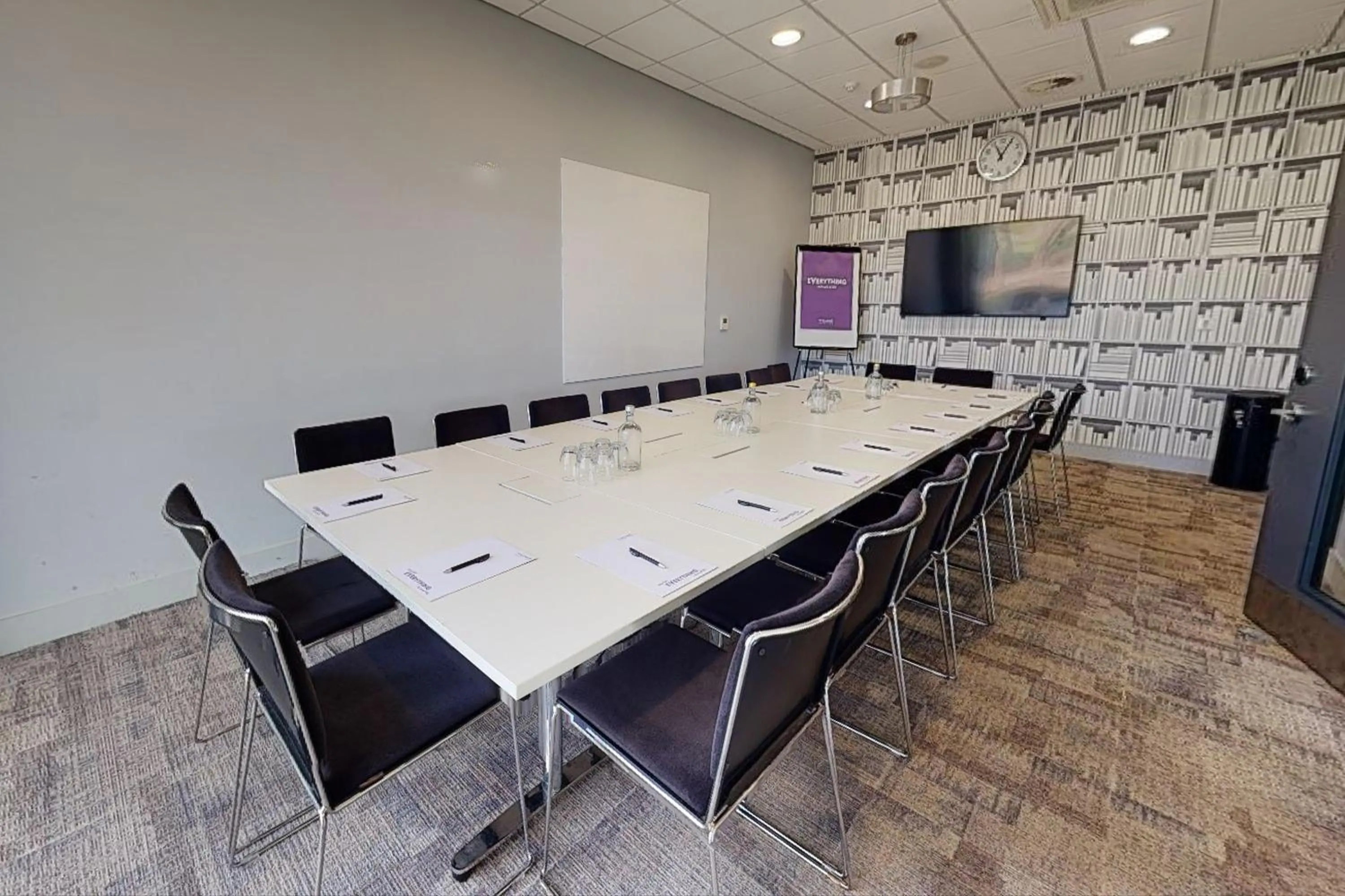 Meeting/conference room in Village Hotel Portsmouth