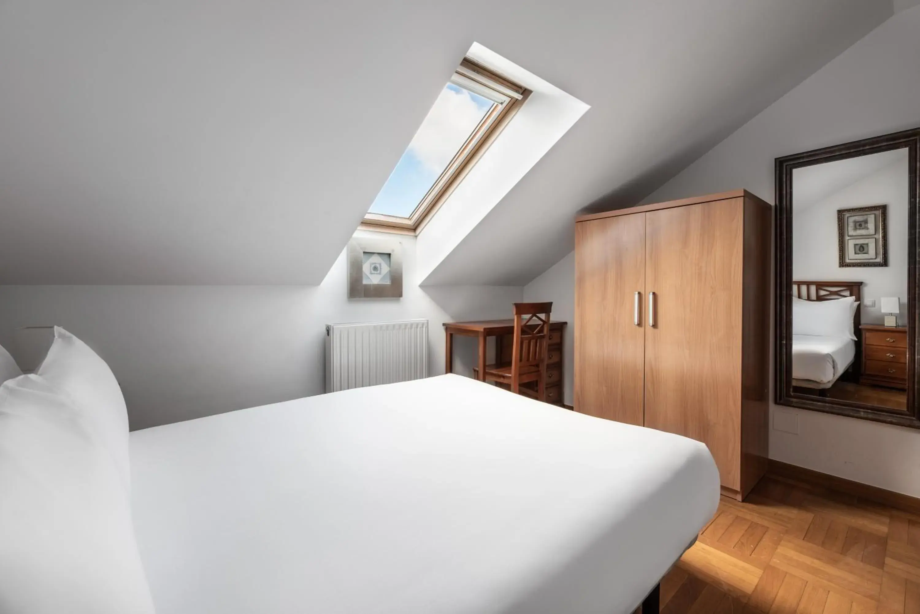 Bedroom, Bed in Apartamentos El Cid Bedroom, Bed in Apartamentos El Cid