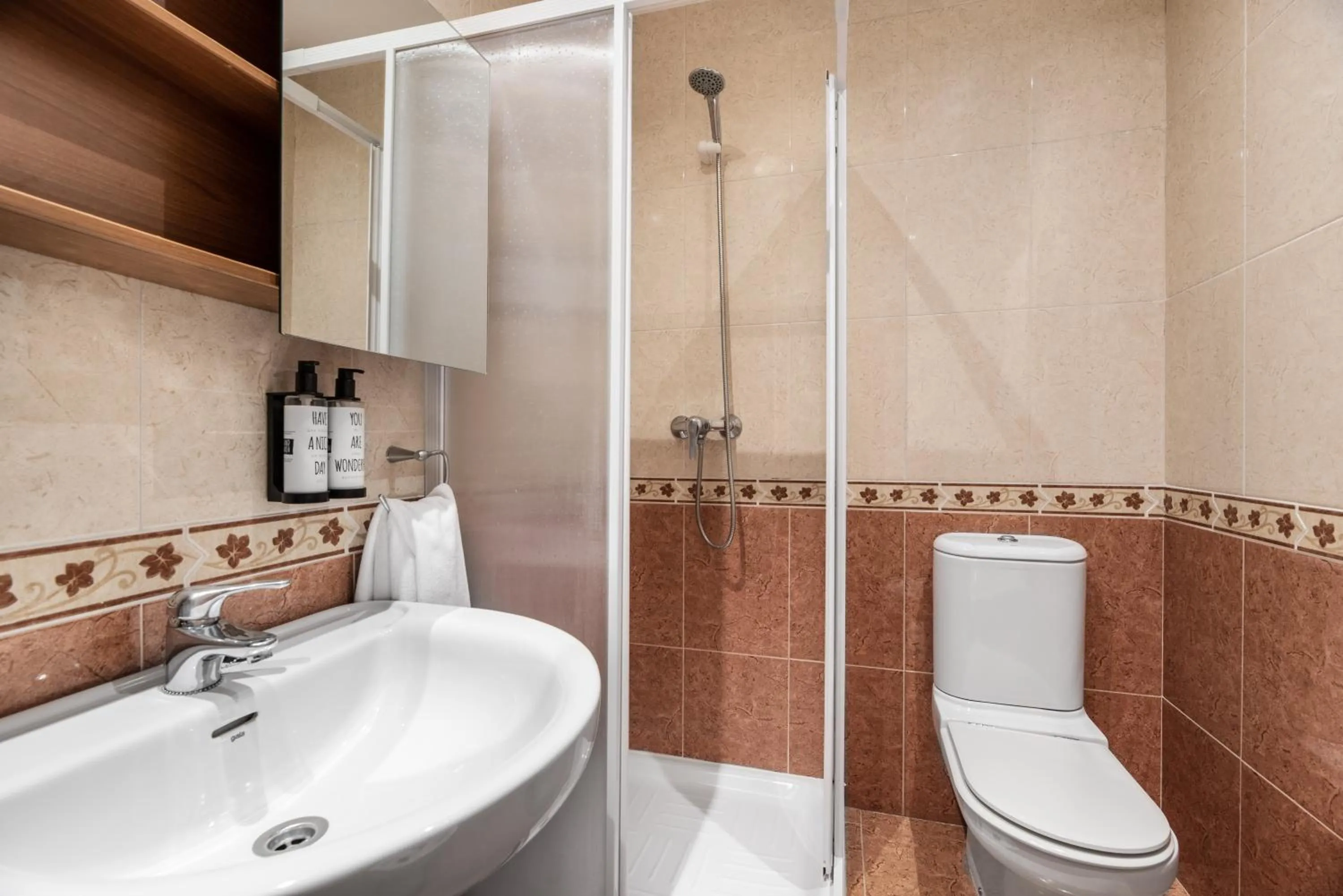 Bathroom in Apartamentos El Cid