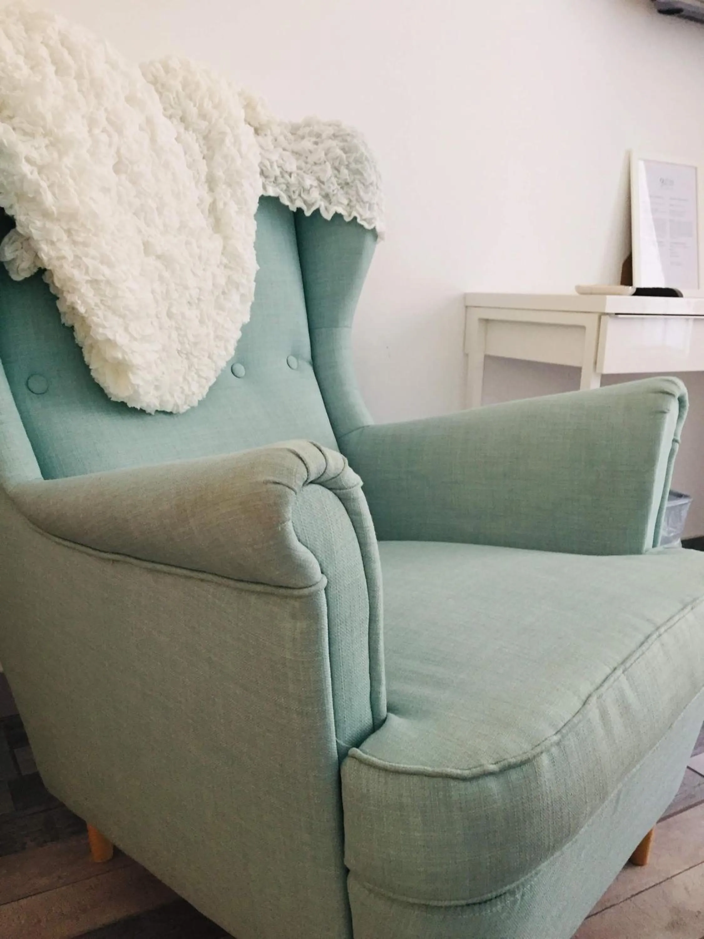 Photo of the whole room in Domus Alma