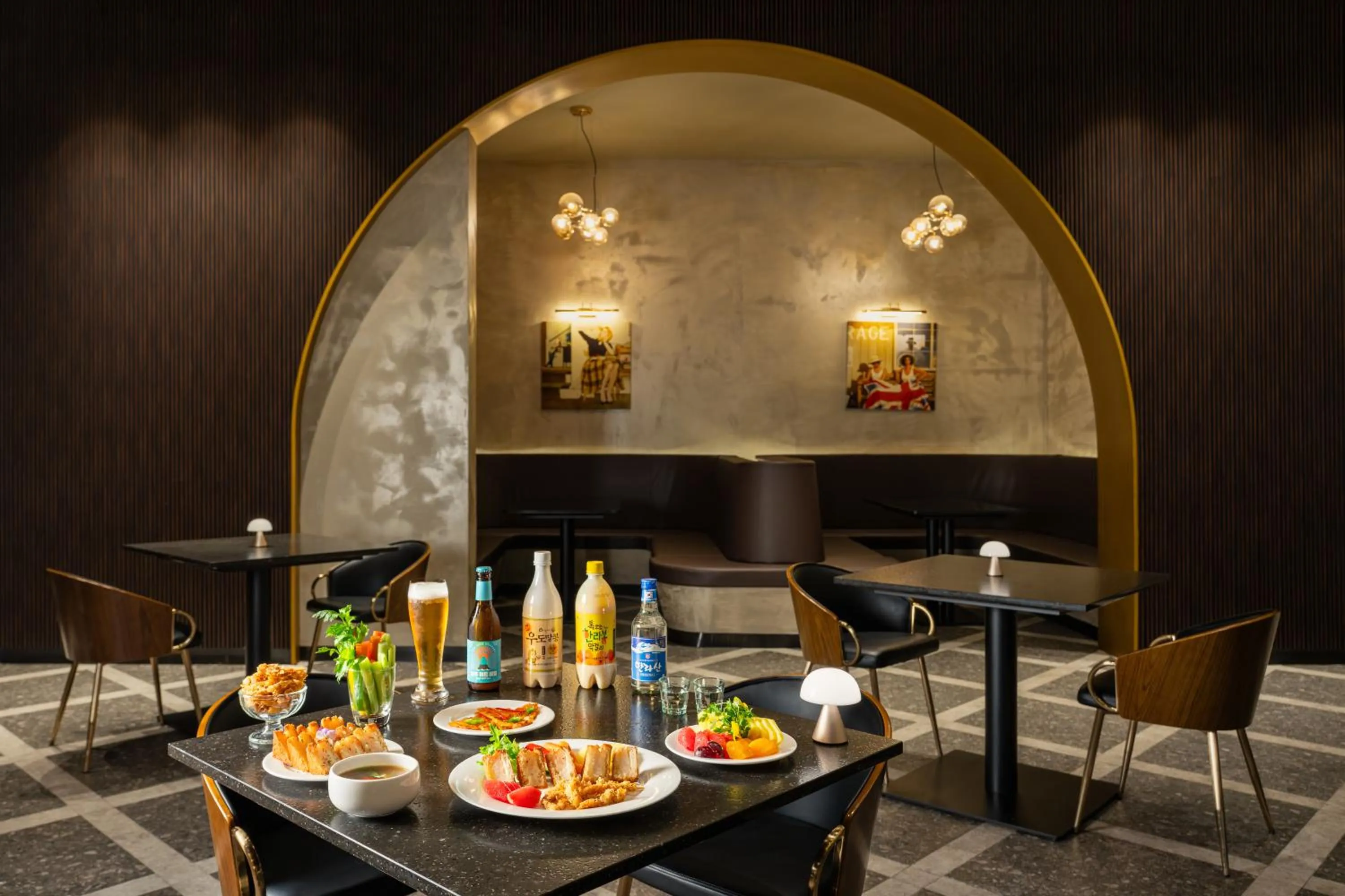 The Suites Hotel Jeju