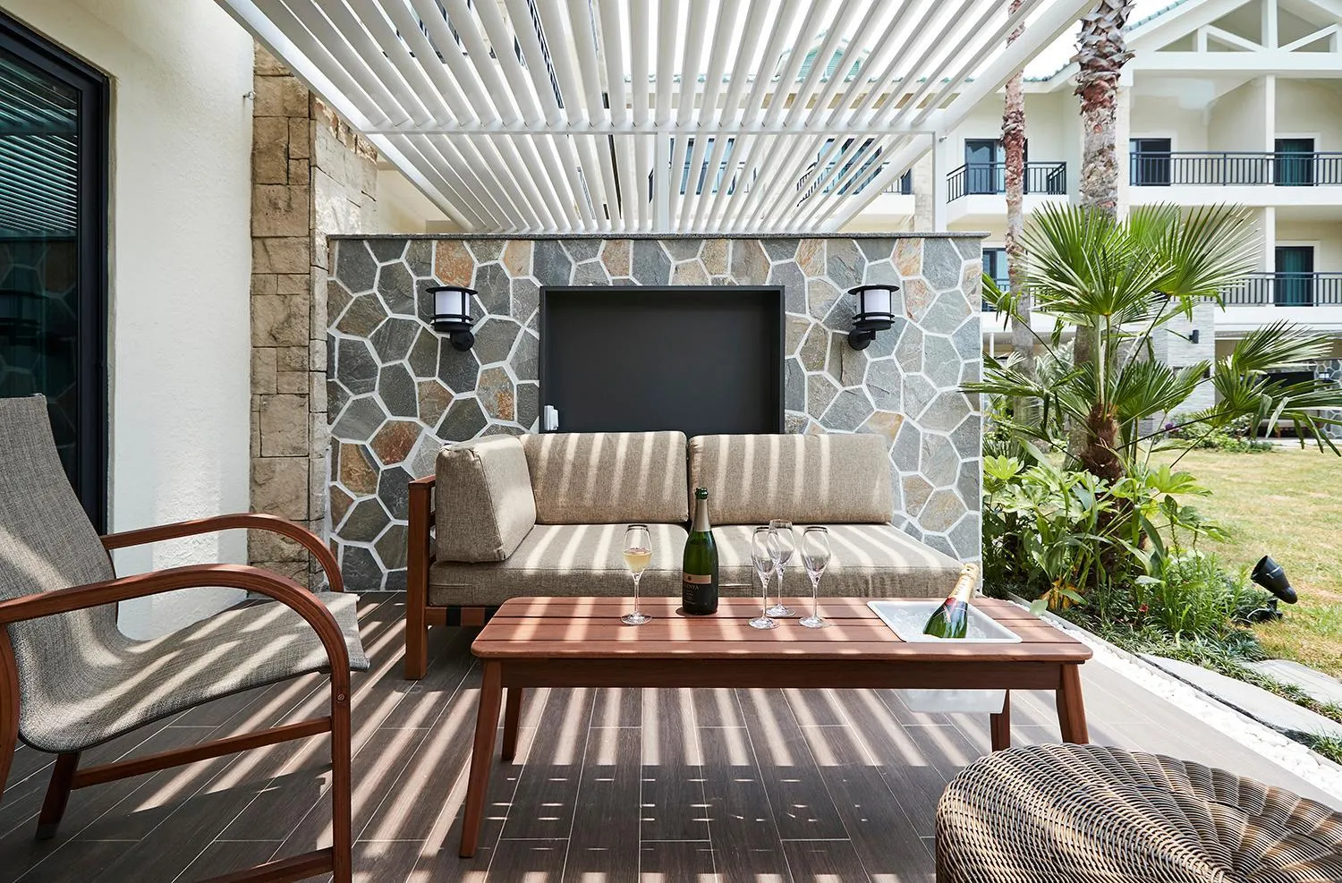 The Suites Hotel Jeju