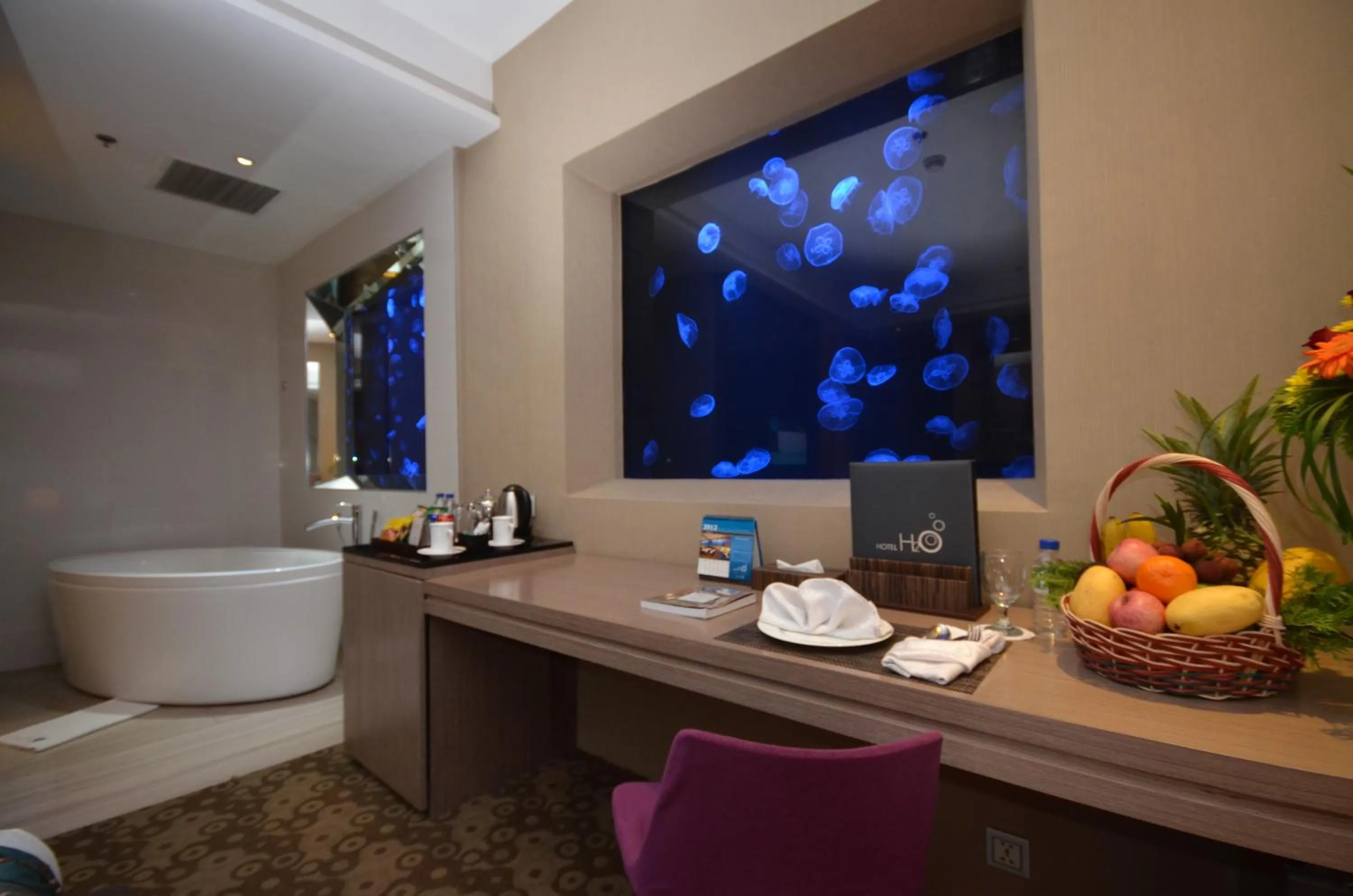 Coffee/tea facilities in Hotel H2O