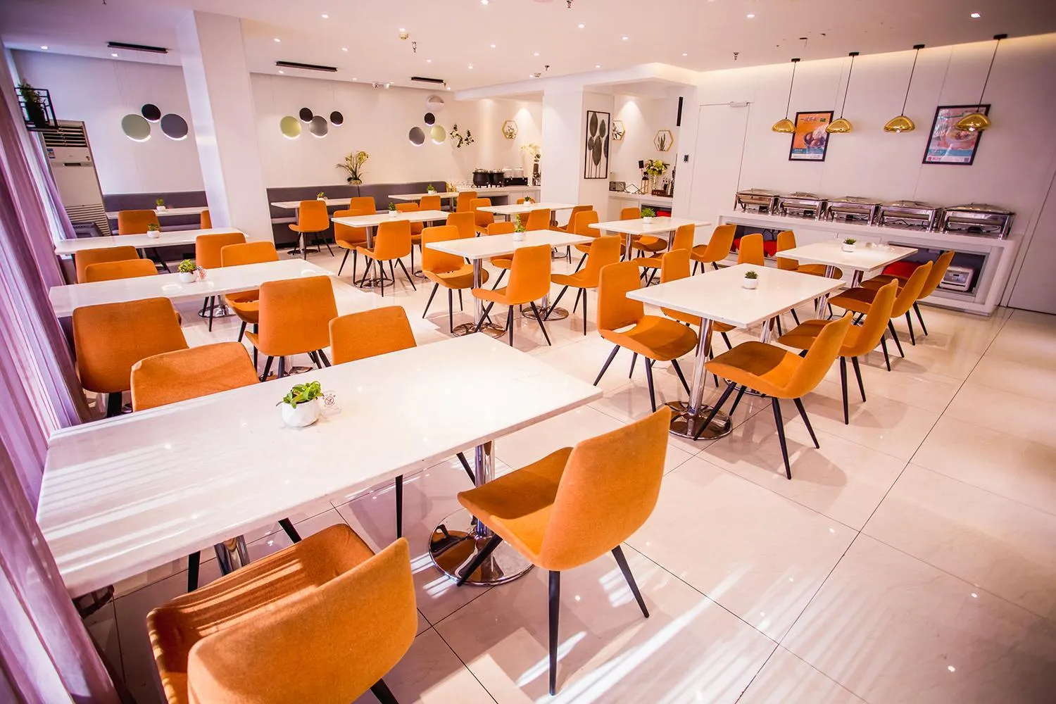 Restaurant/Places to Eat in Jinjiang Inn - Beijing Guangqumen