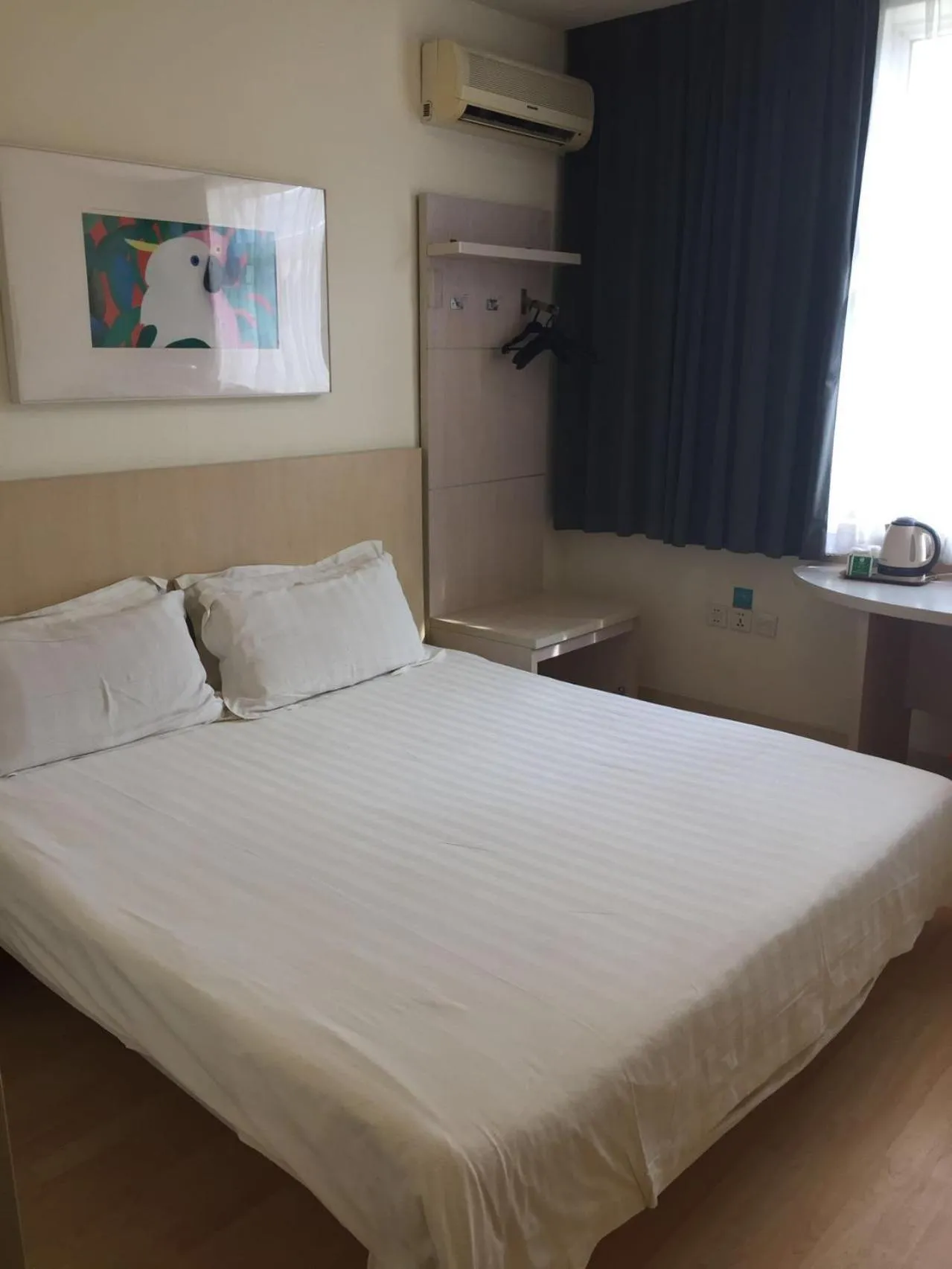 bunk bed, Bed in Jinjiang Inn - Beijing Changchun Street