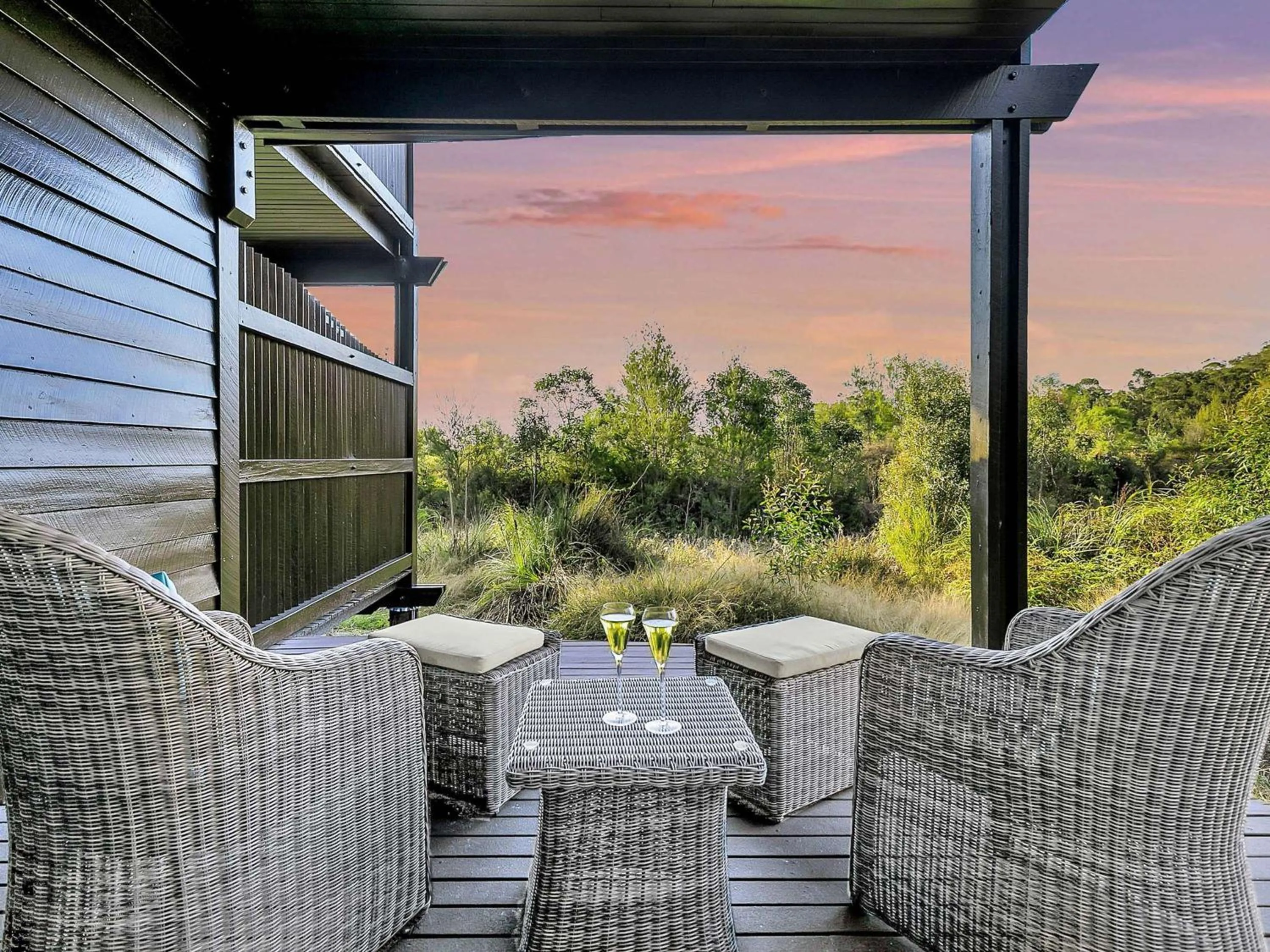 Bedroom in Kingfisher Bay Resort
