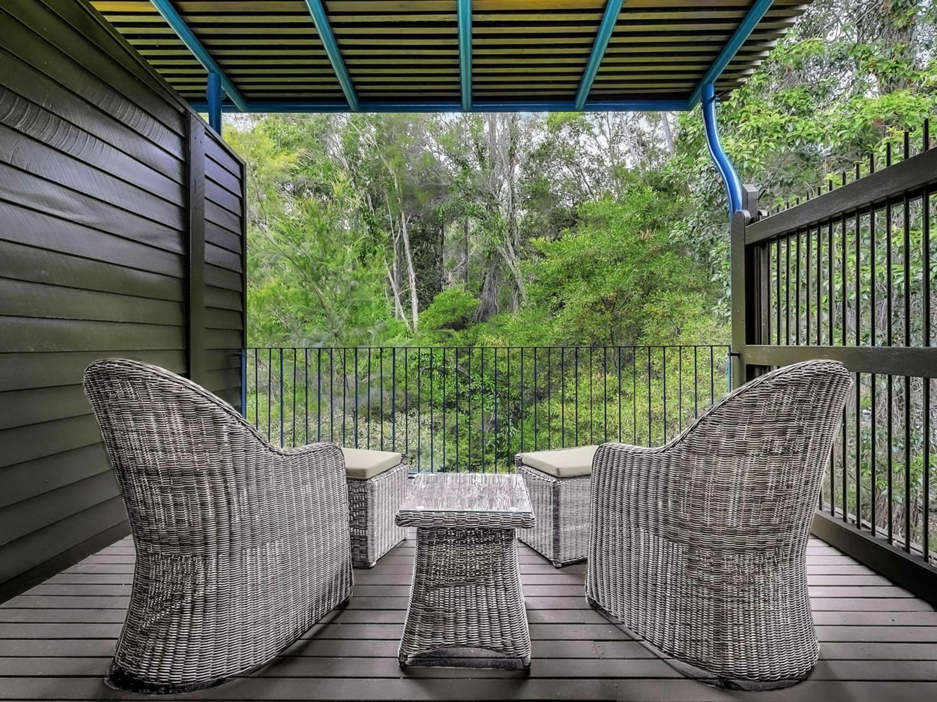 Bedroom in Kingfisher Bay Resort