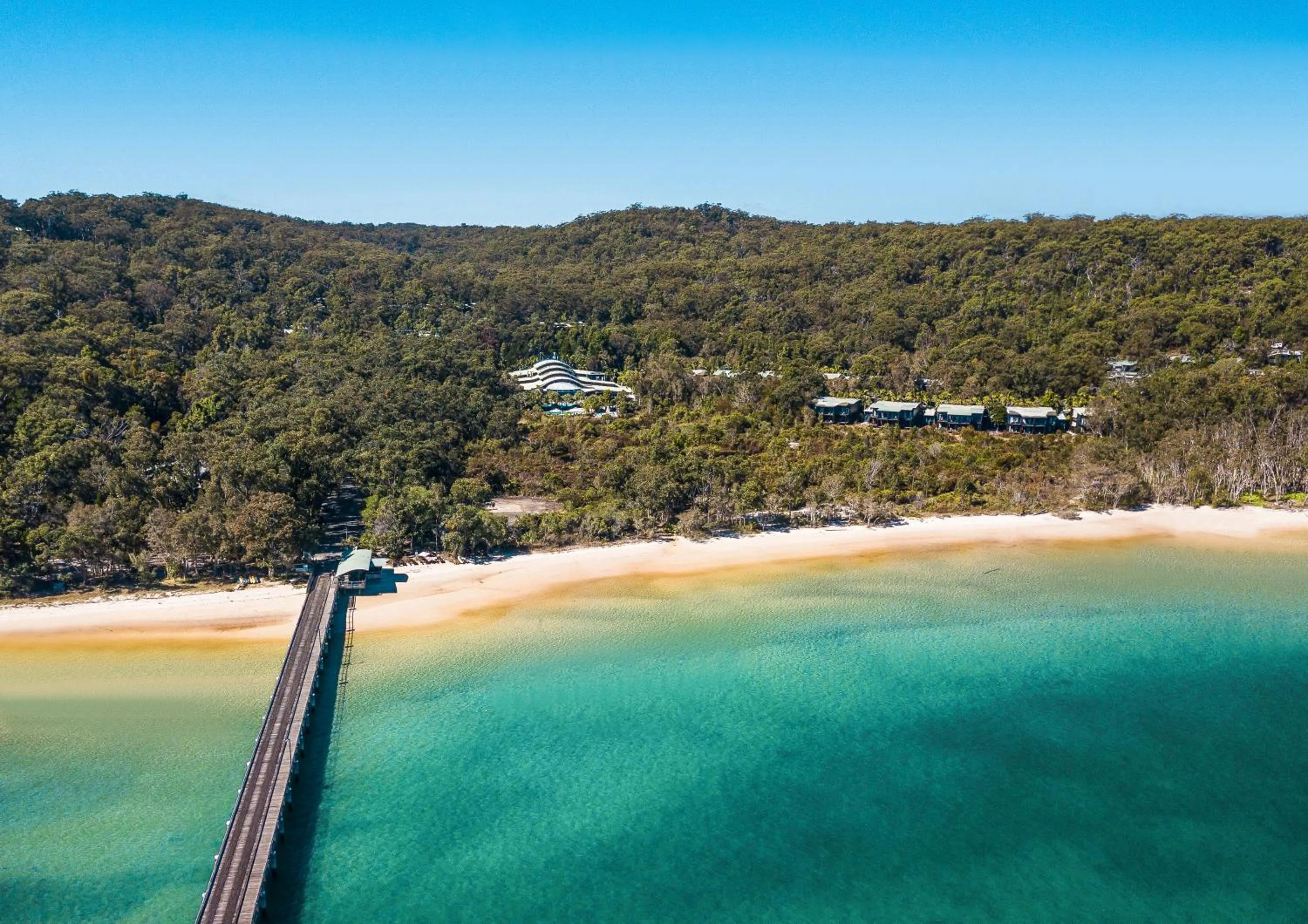 Property building in Kingfisher Bay Resort