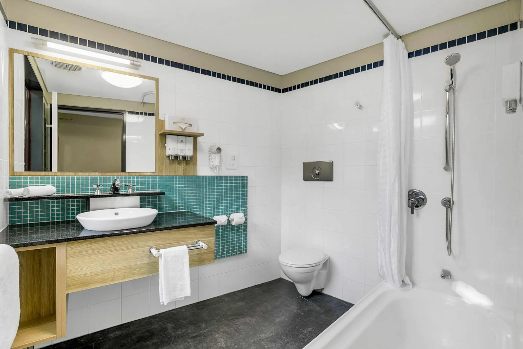 Bathroom in Kingfisher Bay Resort