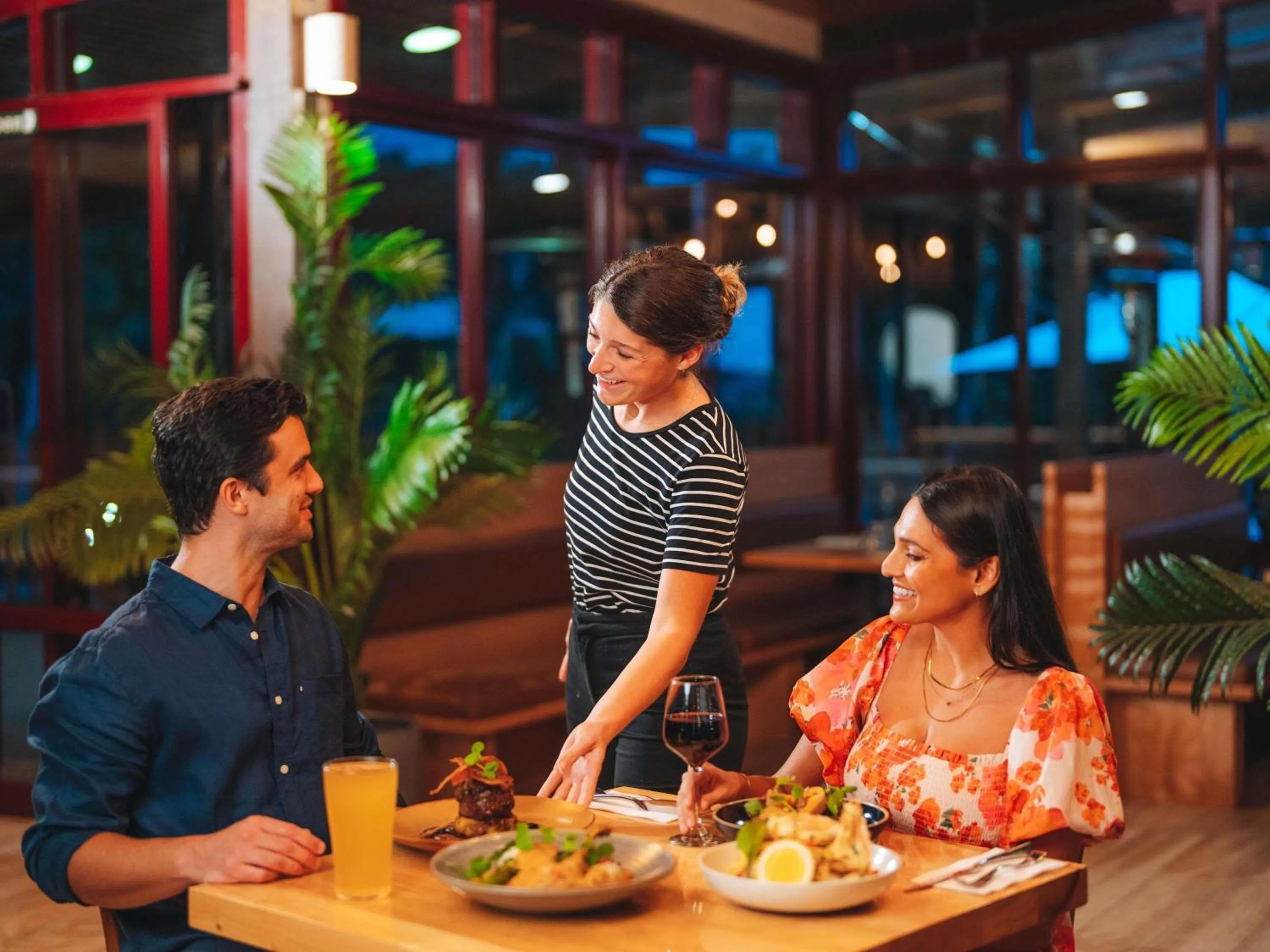 Restaurant/places to eat in Kingfisher Bay Resort