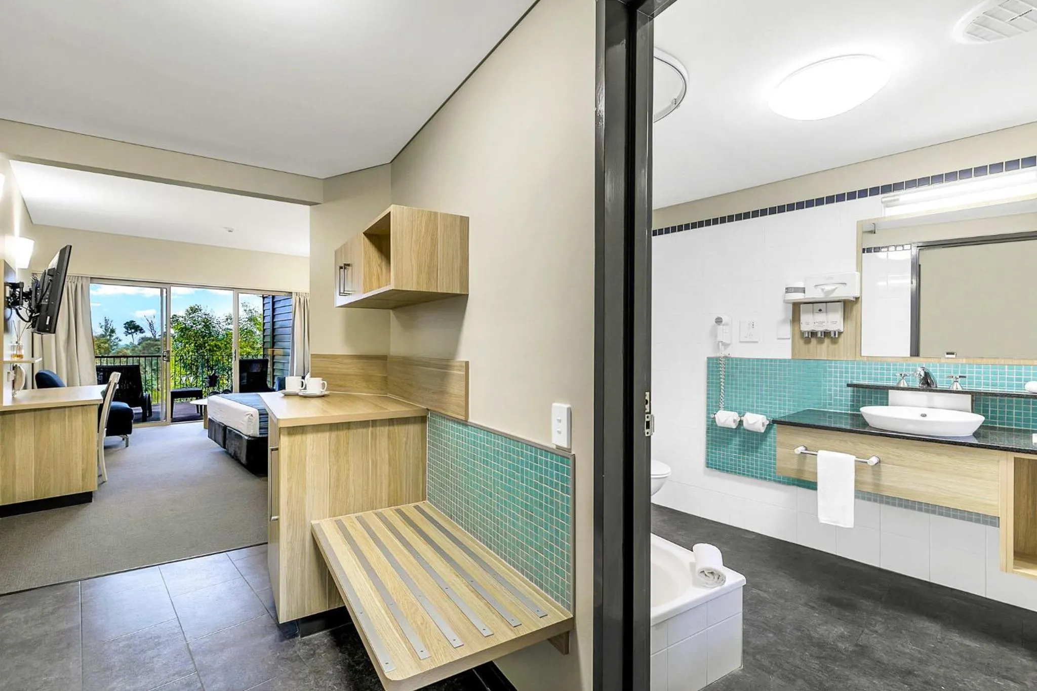 Photo of the whole room in Kingfisher Bay Resort