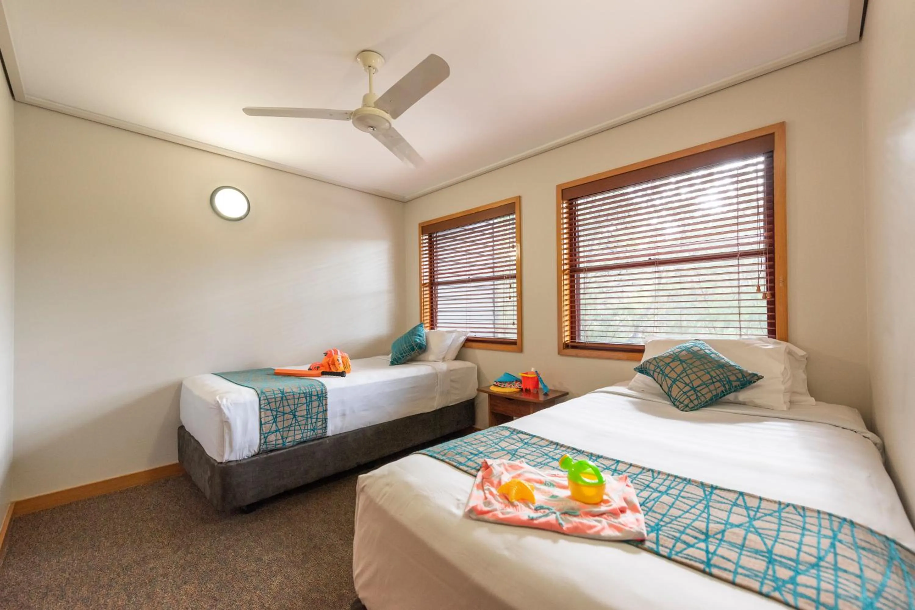 Bed in Kingfisher Bay Resort