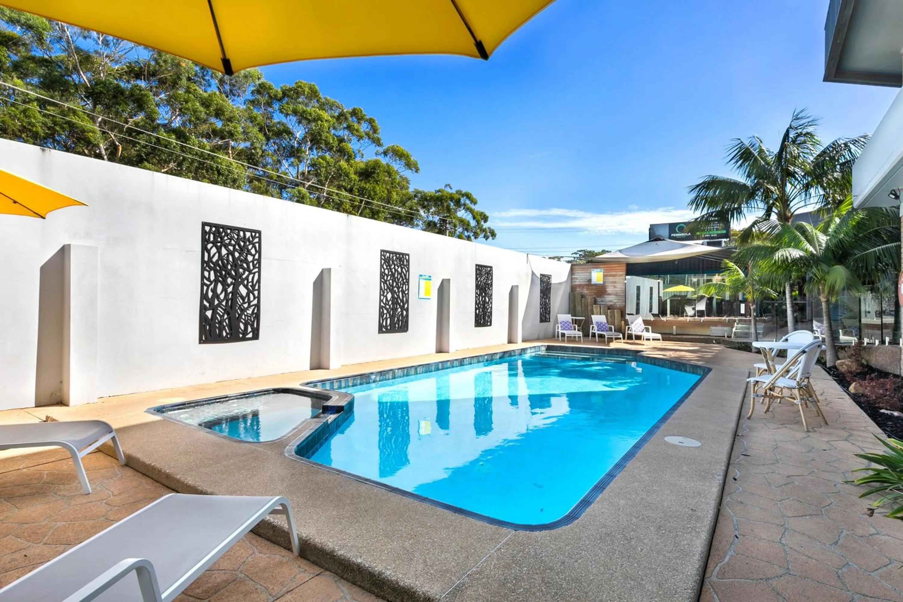Swimming pool in Peninsula Nelson Bay Motel and Serviced Apartments