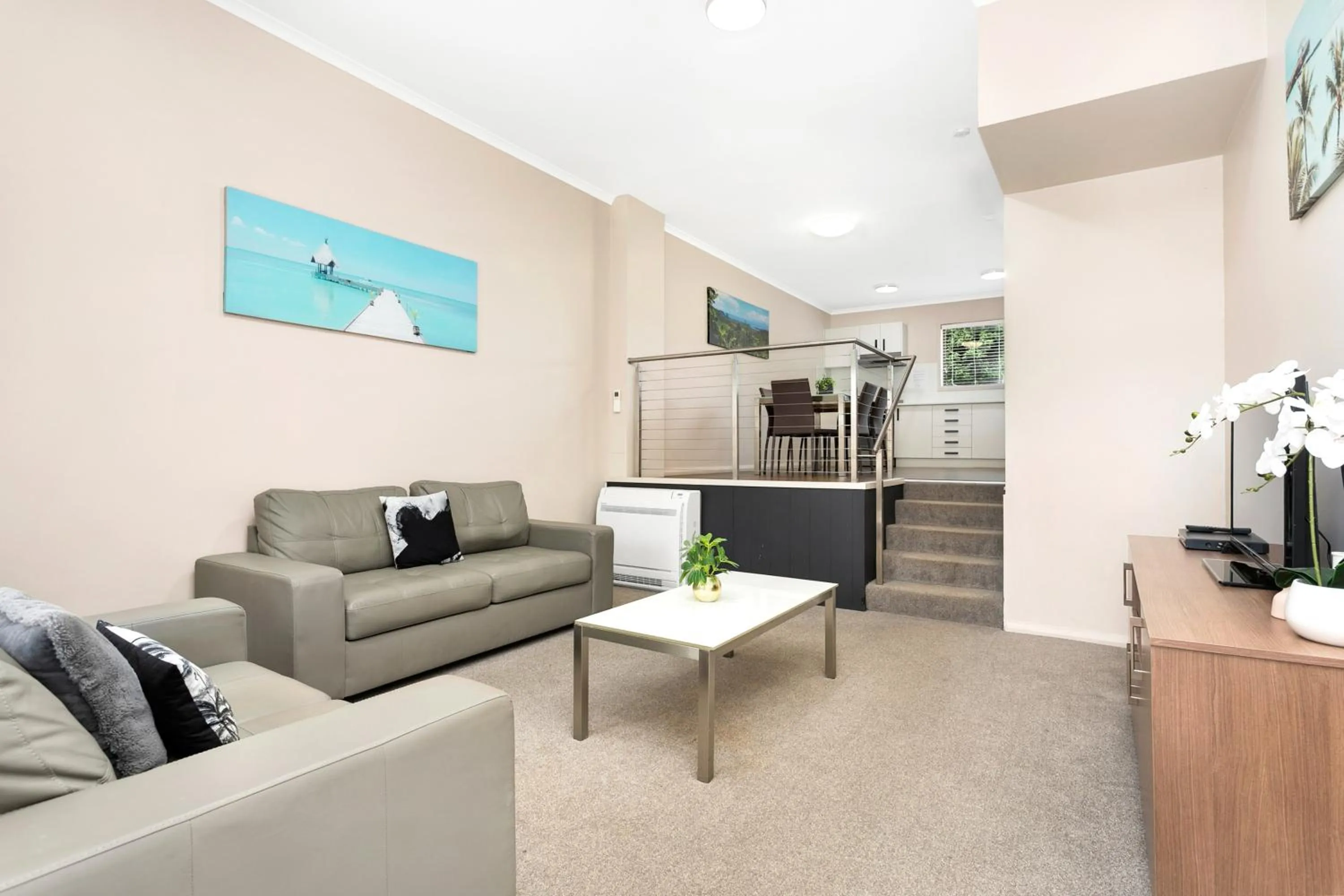 Living room in Peninsula Nelson Bay Motel and Serviced Apartments