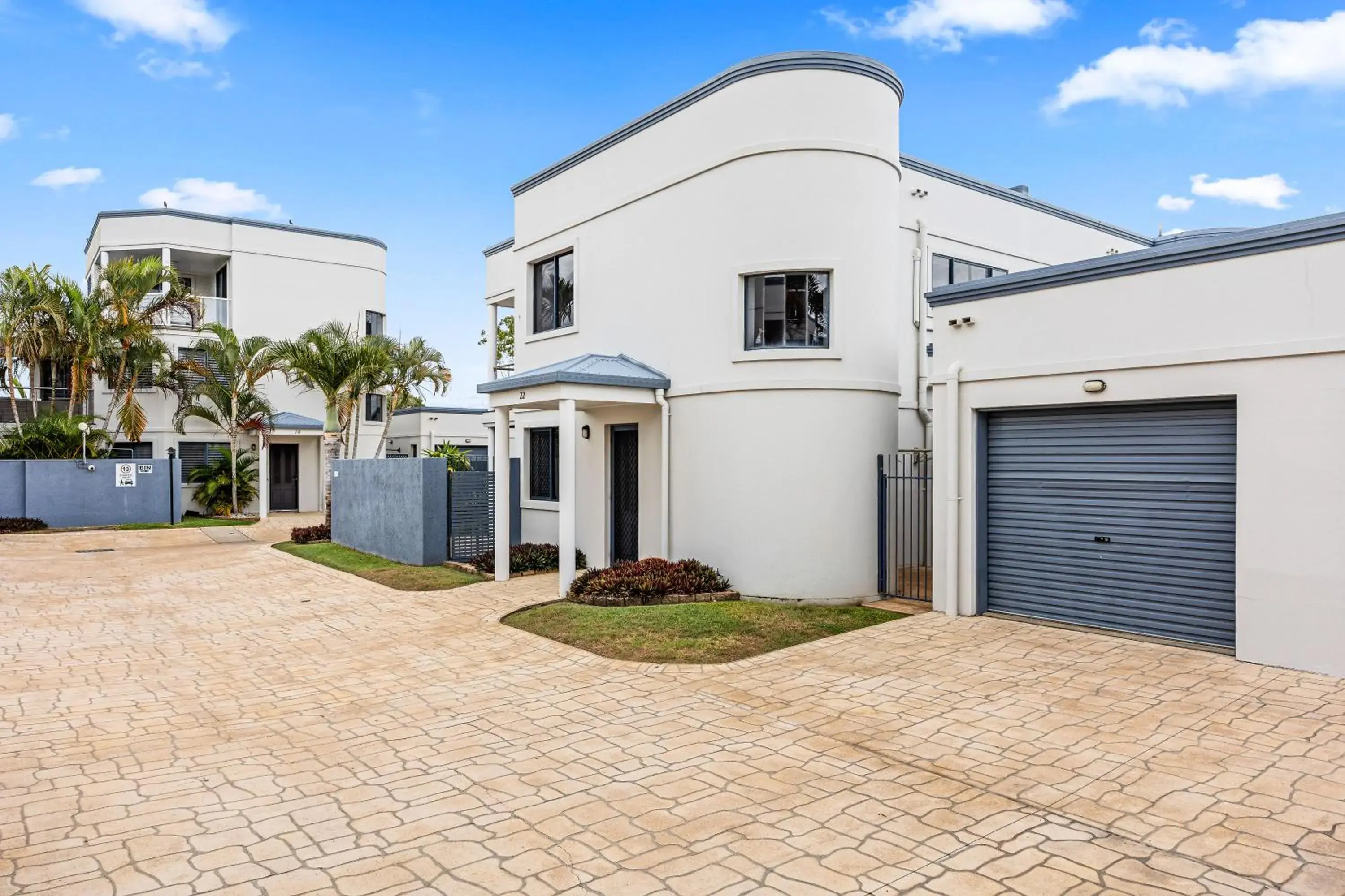 Two-Bedroom Apartment in Grange Resort Hervey Bay Two-Bedroom Apartment in Grange Resort Hervey Bay