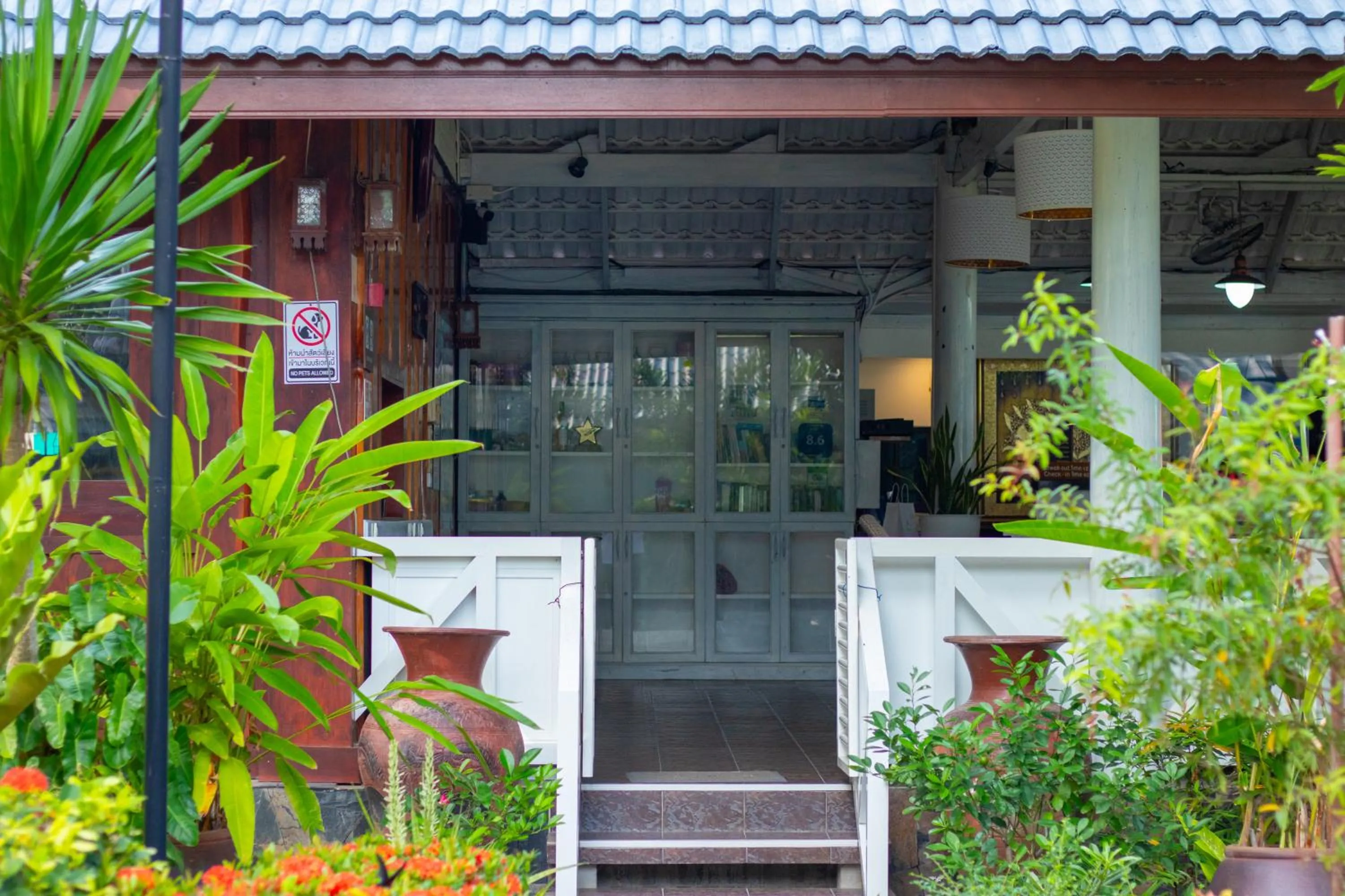Facade/entrance in Rocky Point Resort